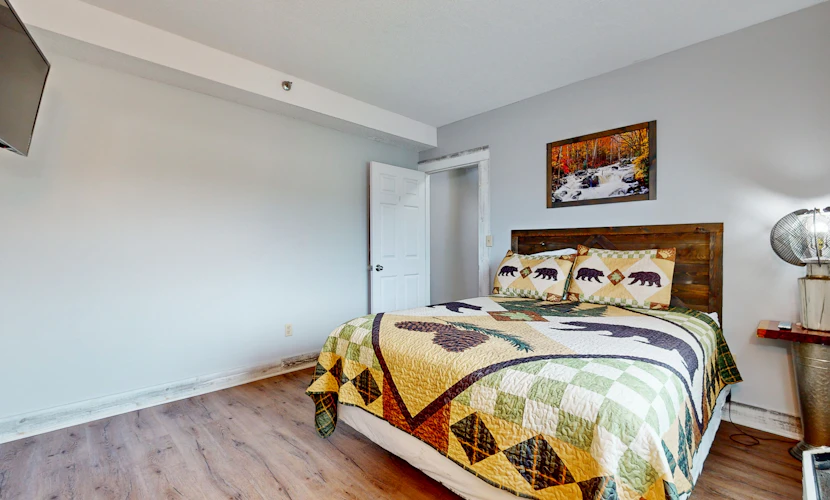 Mountain River View Condo Escape・Pool Access・Gated