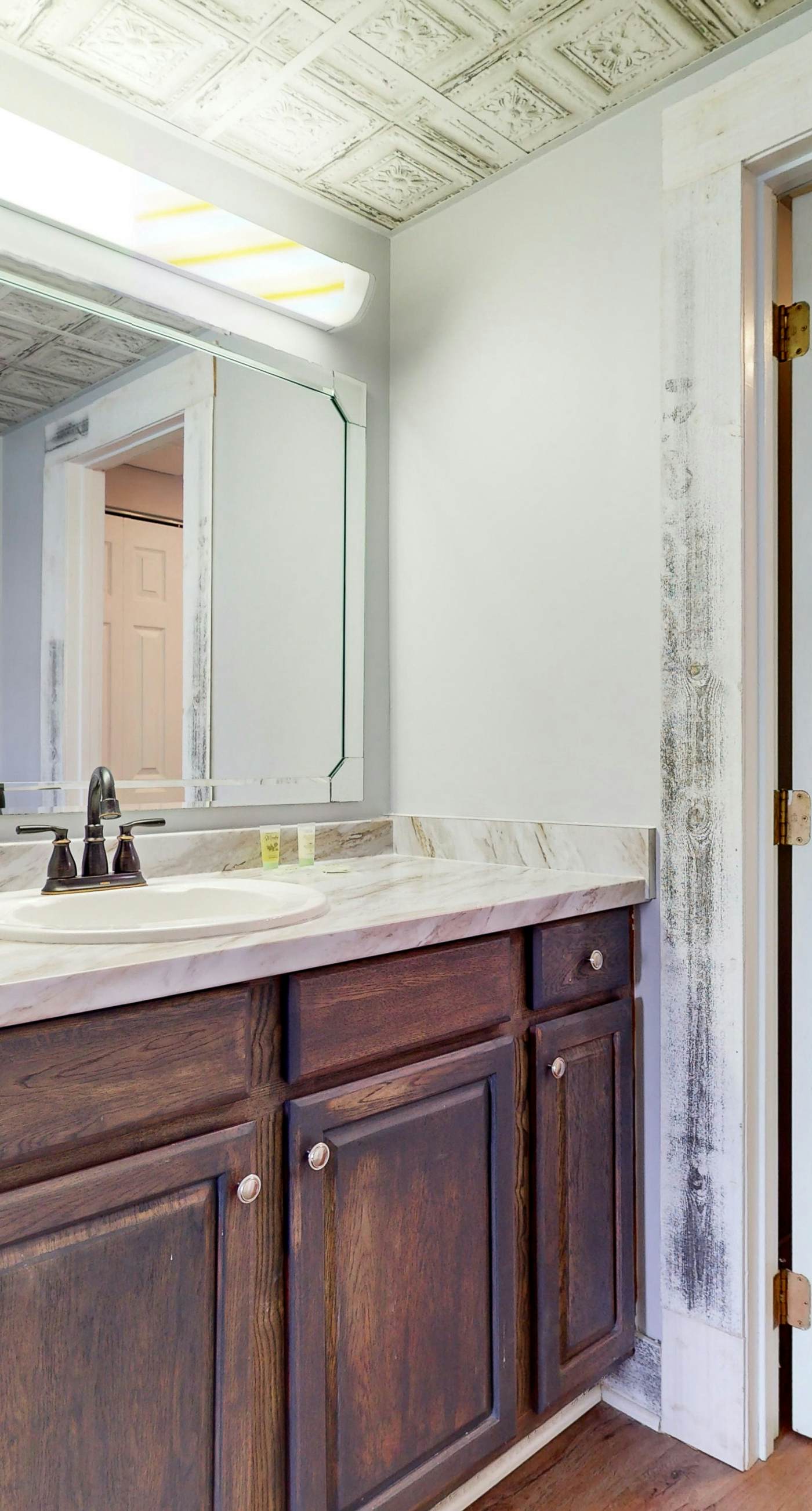 River Place Condo, Sleeps 6, Mtn River View Balcony