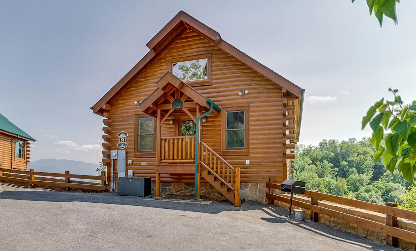 Charming Log Cabin Escape・Hot Tub・Views・Pool・Sauna