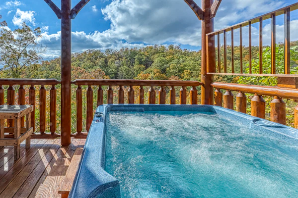 Charming Log Cabin Escape・Hot Tub・Views・Pool・Sauna