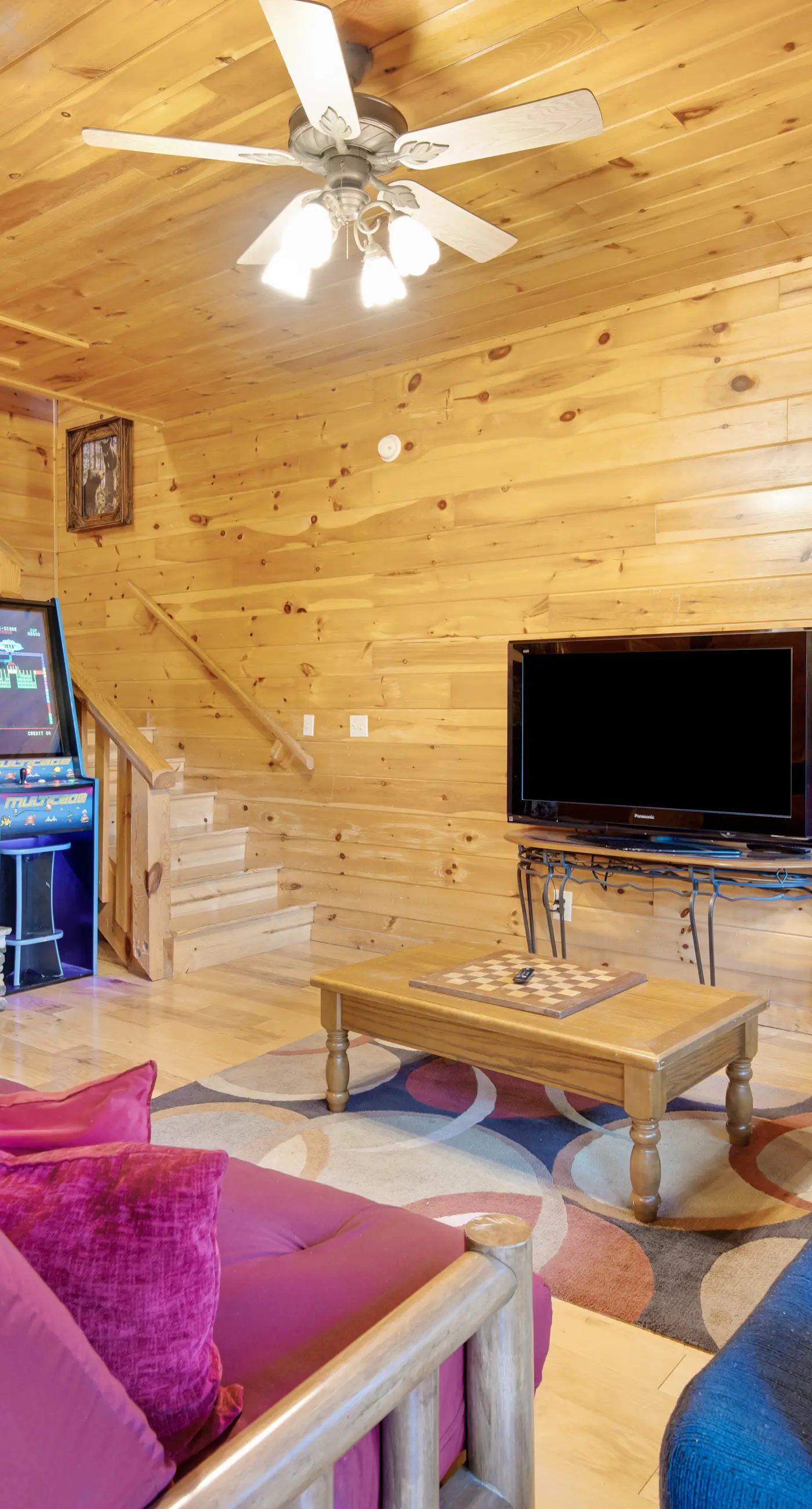 Forested Hideaway, Sleeps 14, Hot Tub, Pool Access