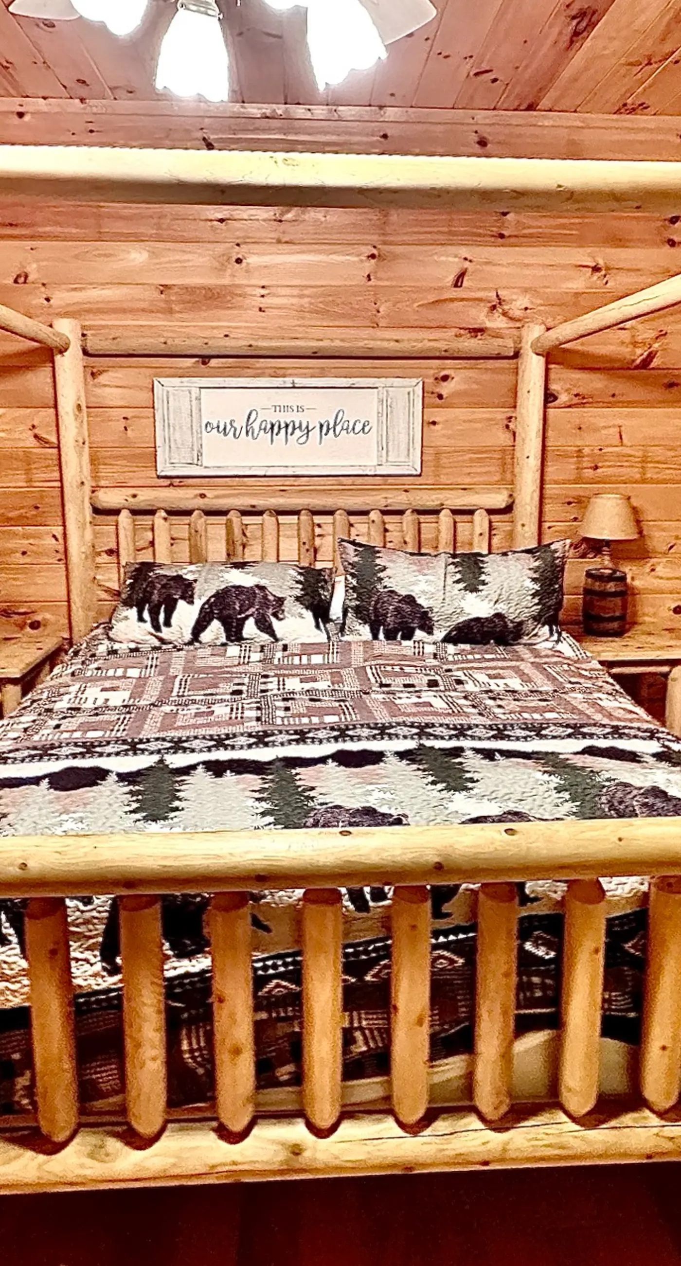 Forested Hideaway, Sleeps 14, Hot Tub, Pool Access