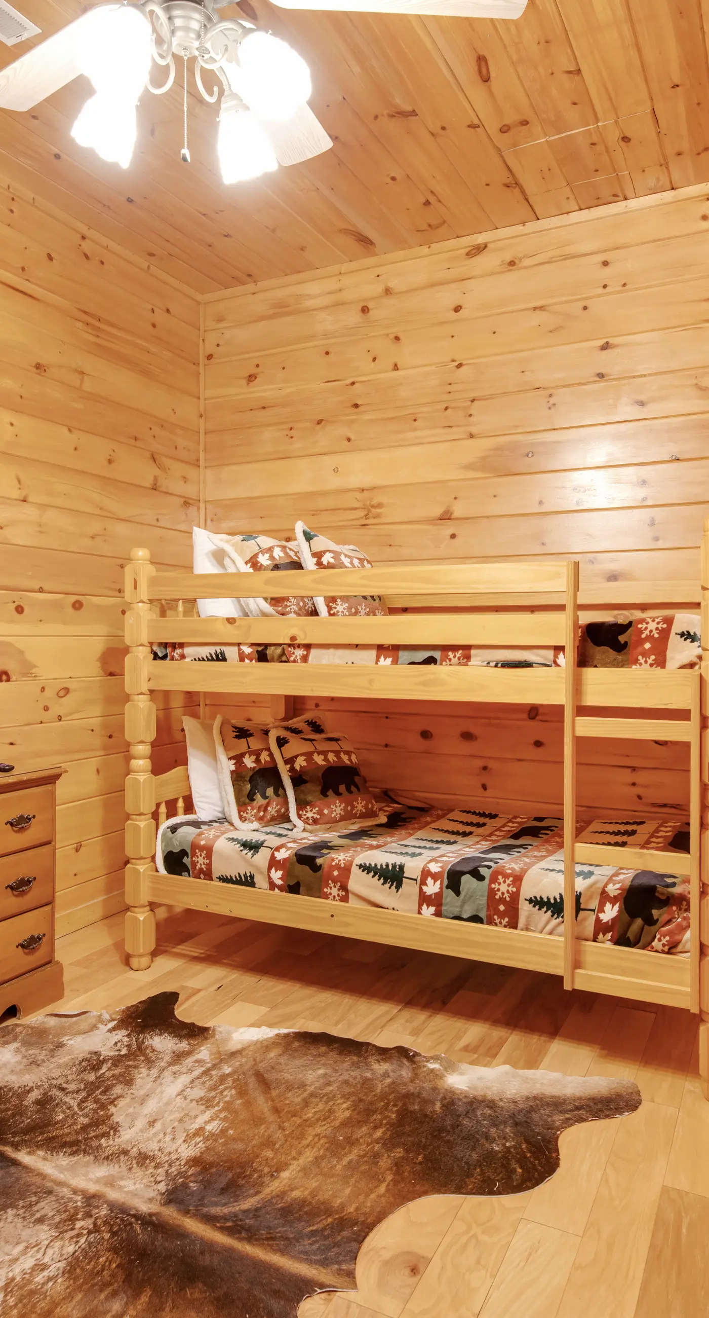 Forested Hideaway, Sleeps 14, Hot Tub, Pool Access