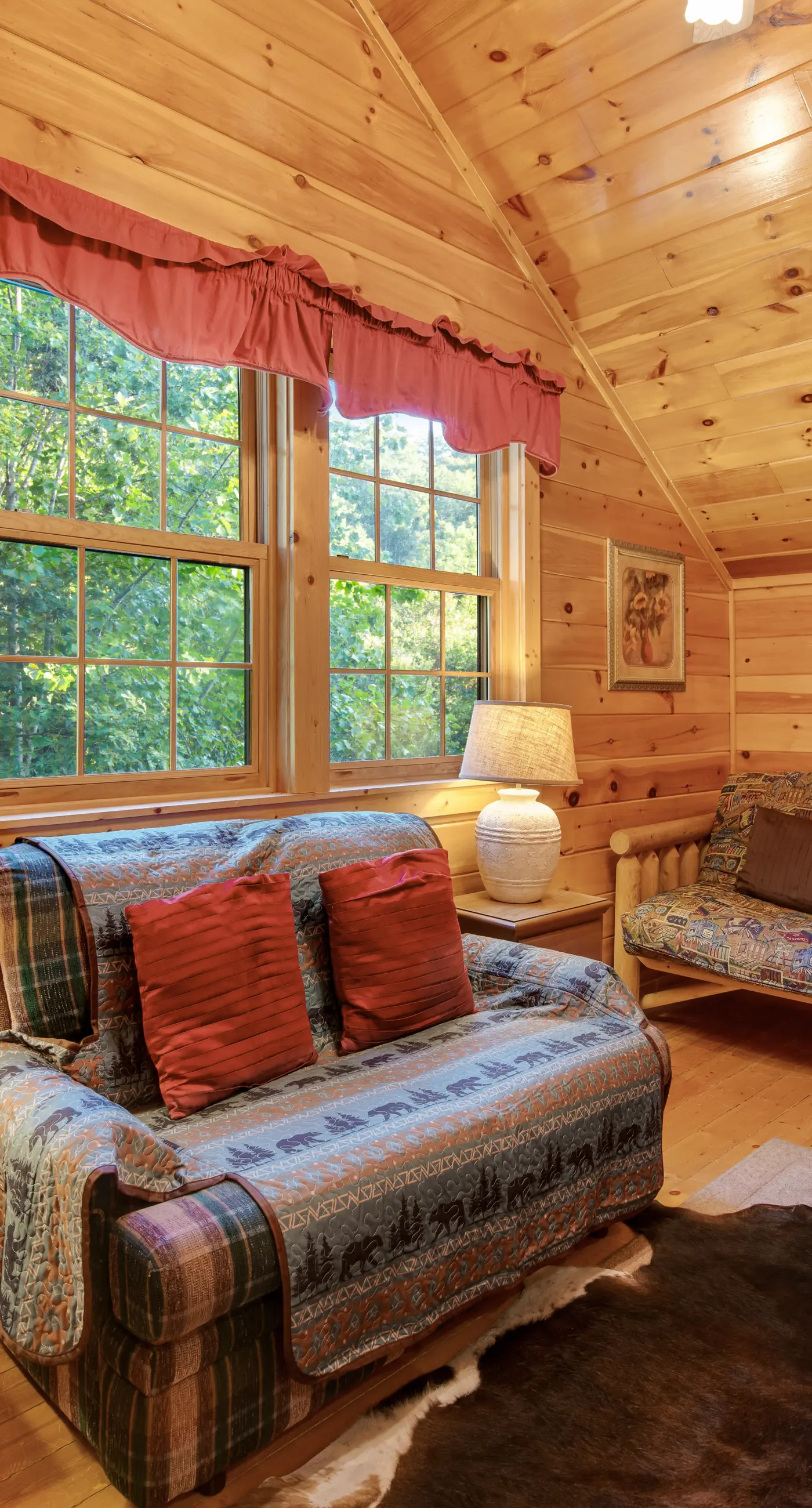 Forested Hideaway, Sleeps 14, Hot Tub, Pool Access