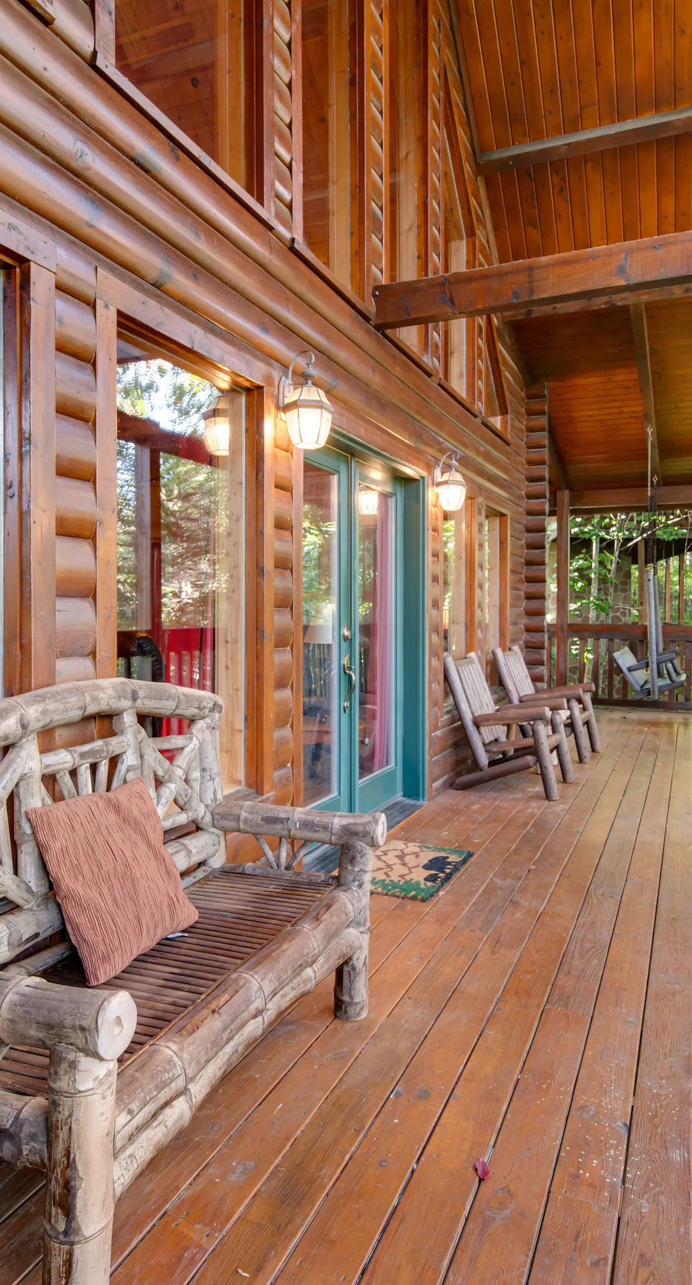 Forested Hideaway, Sleeps 14, Hot Tub, Pool Access