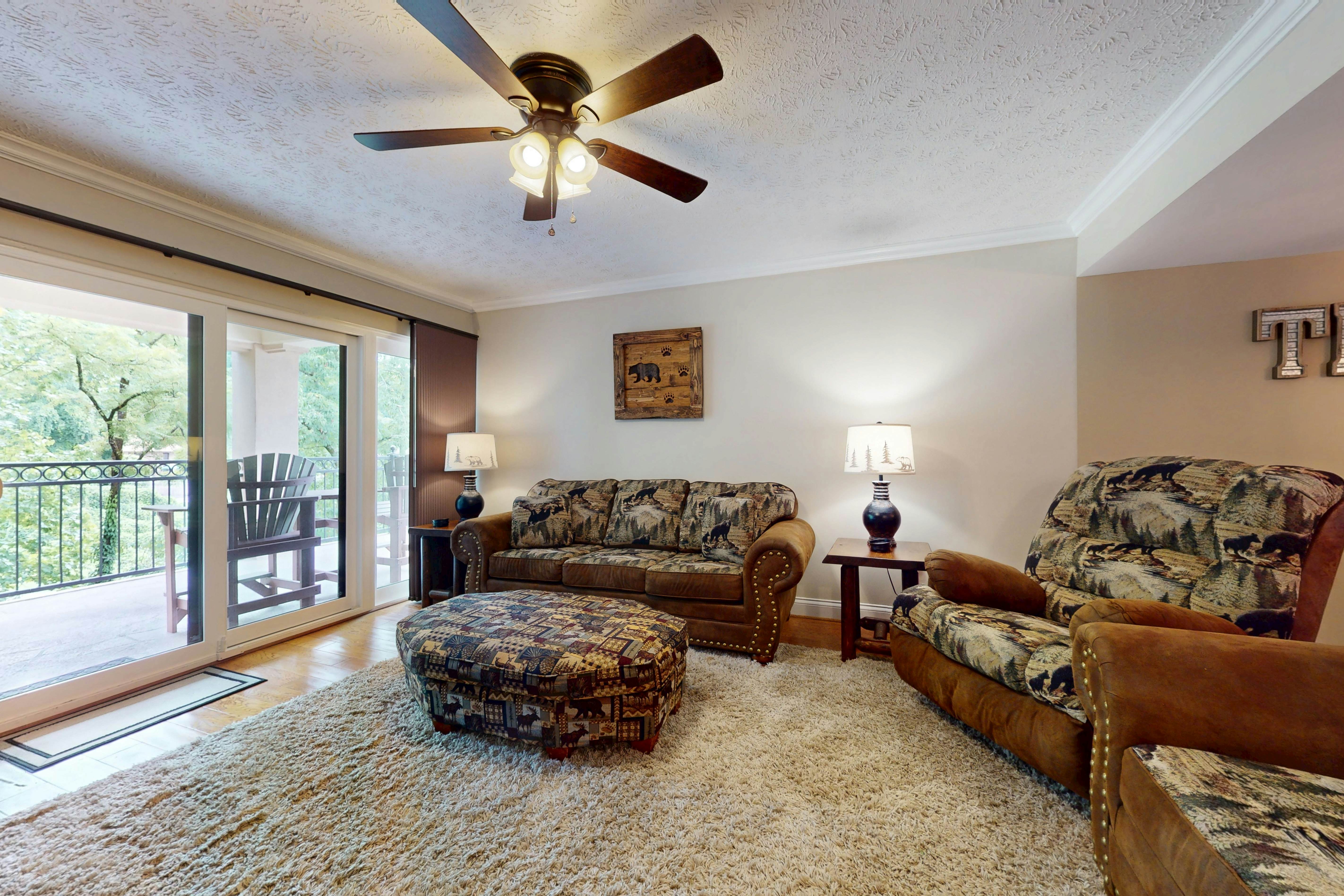 Spacious End Unit with Pool and Creekside Balcony - Walk to Downtown Gatlinburg!