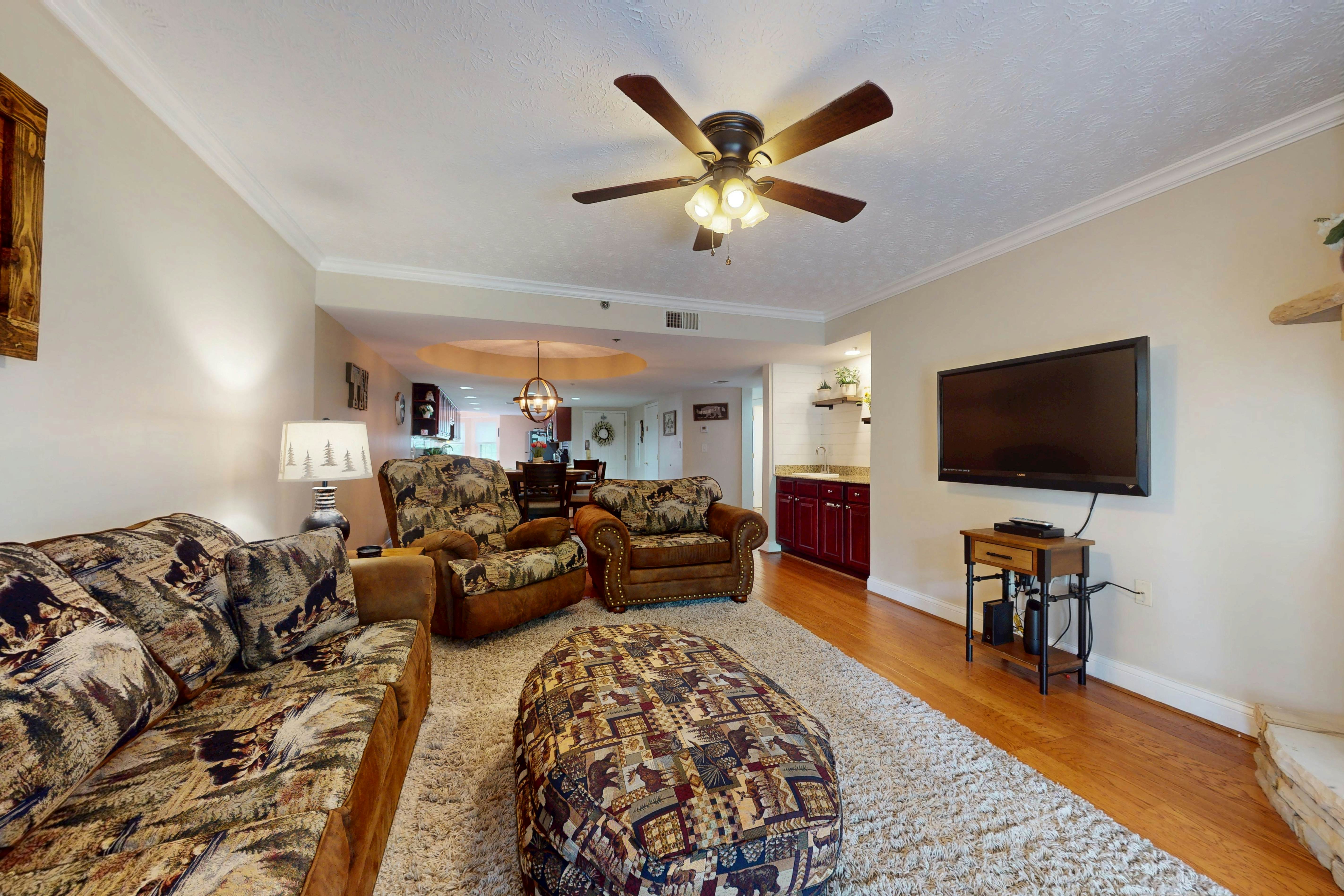 Spacious End Unit with Pool and Creekside Balcony - Walk to Downtown Gatlinburg!