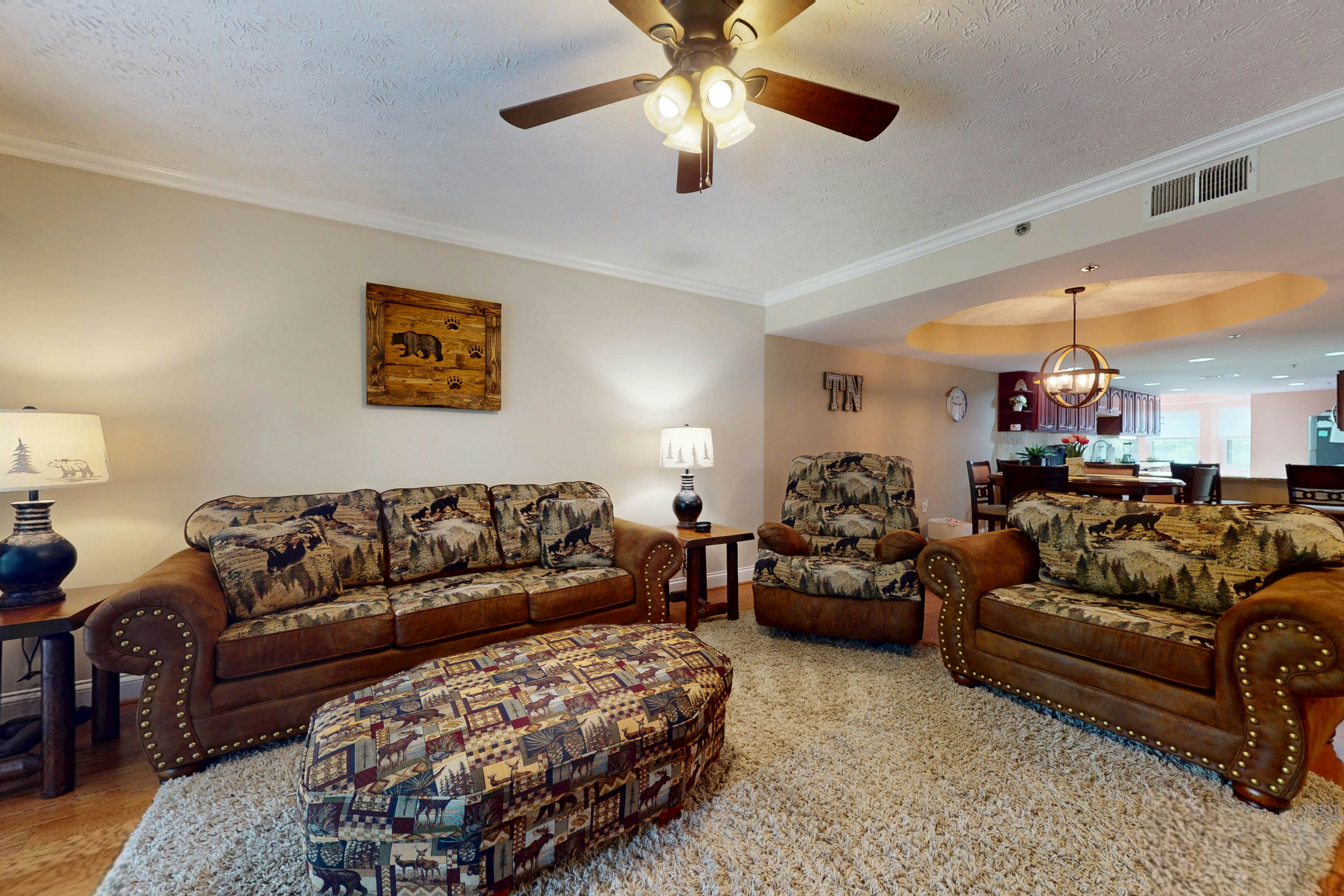 Spacious End Unit with Pool and Creekside Balcony - Walk to Downtown Gatlinburg!