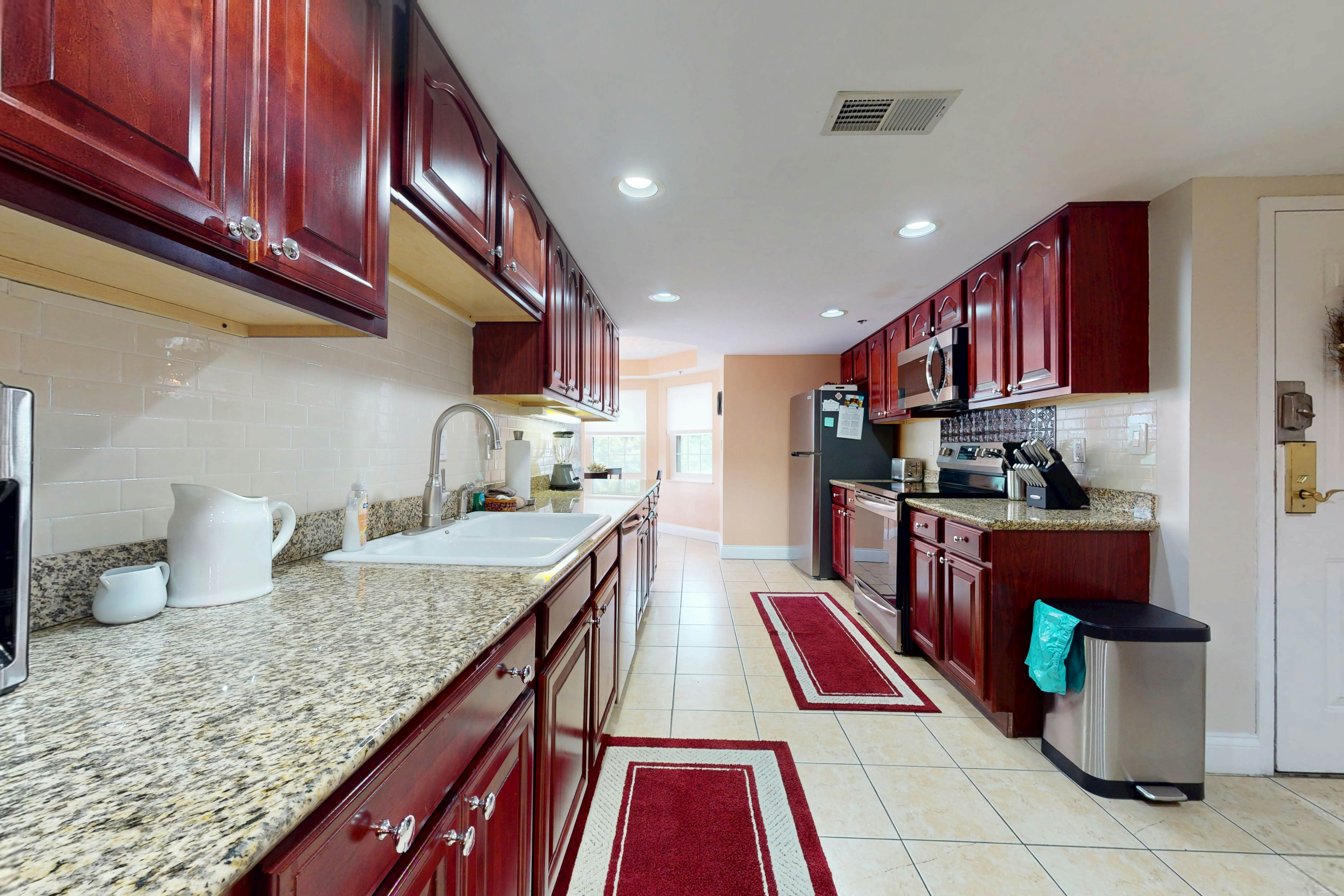 Spacious End Unit with Pool and Creekside Balcony - Walk to Downtown Gatlinburg!