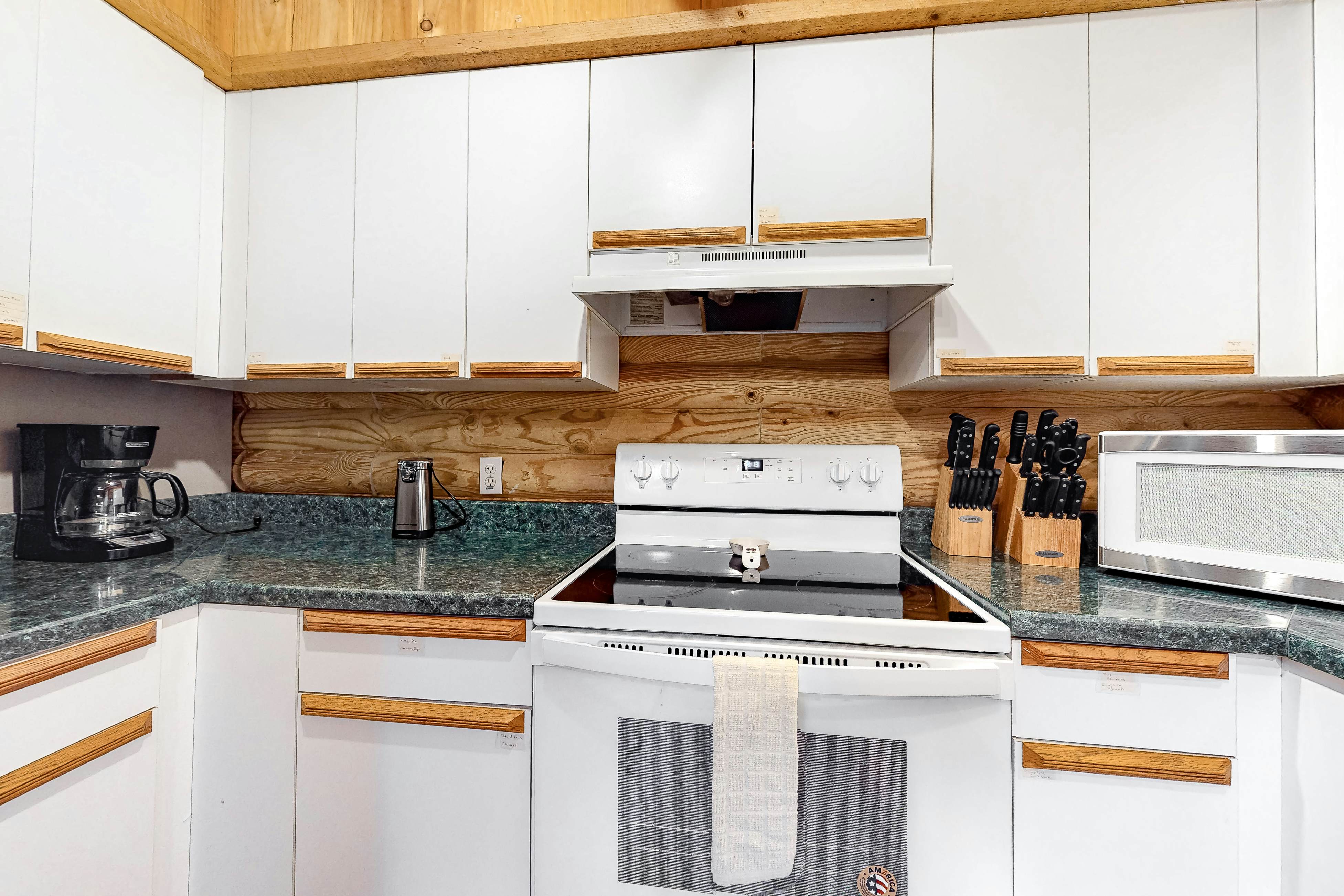 Dog-Friendly Lakefront Cabin with Hot Tub & Dock