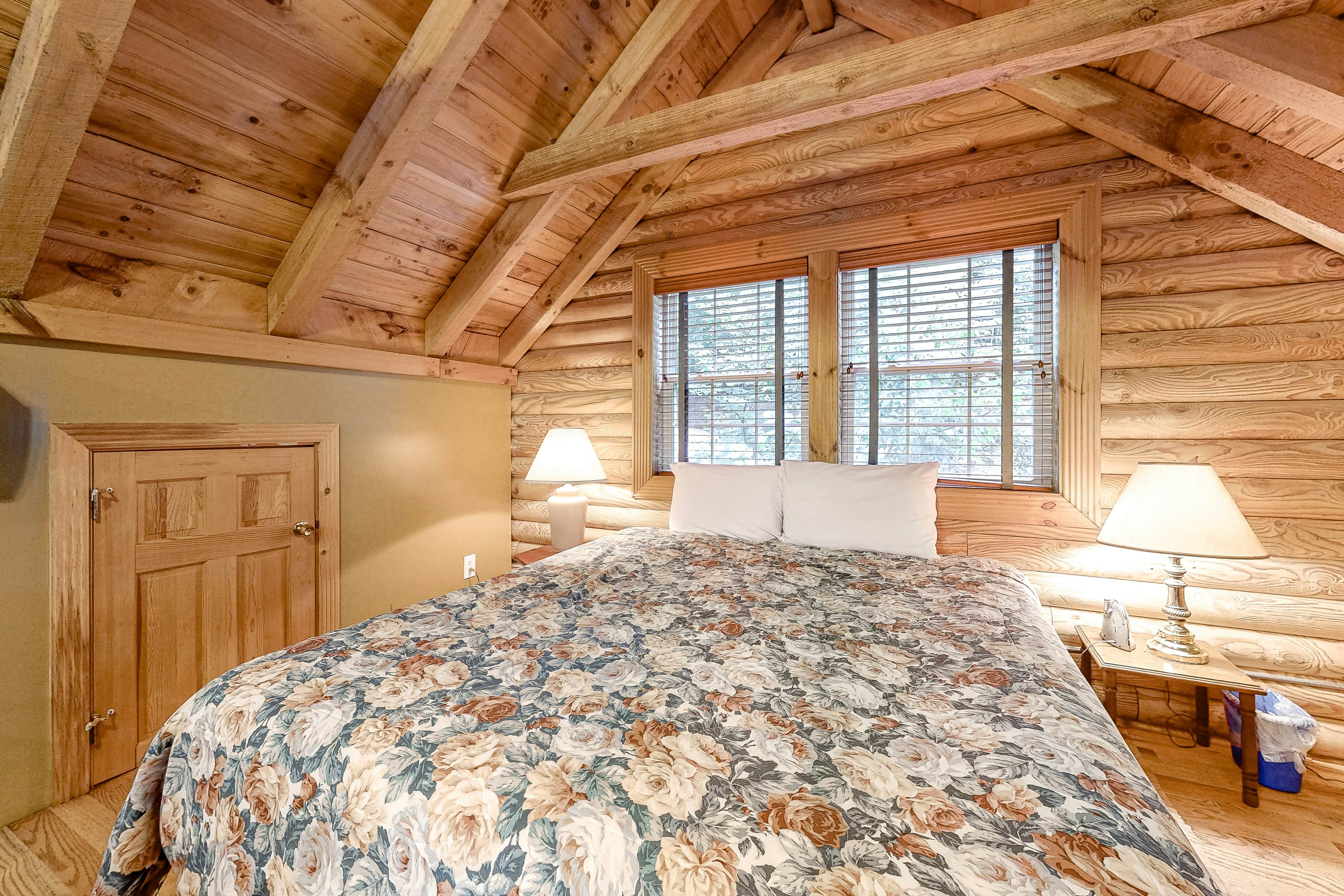 Dog-Friendly Lakefront Cabin with Hot Tub & Dock