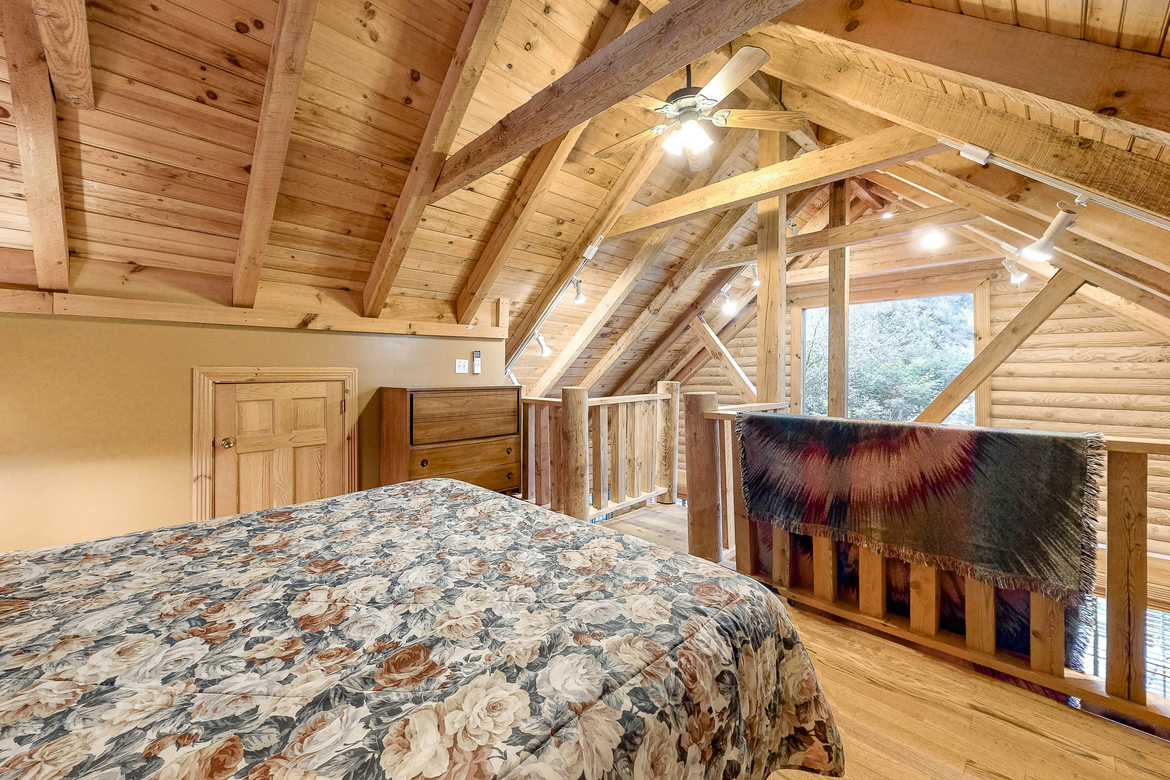 Dog-Friendly Lakefront Cabin with Hot Tub & Dock