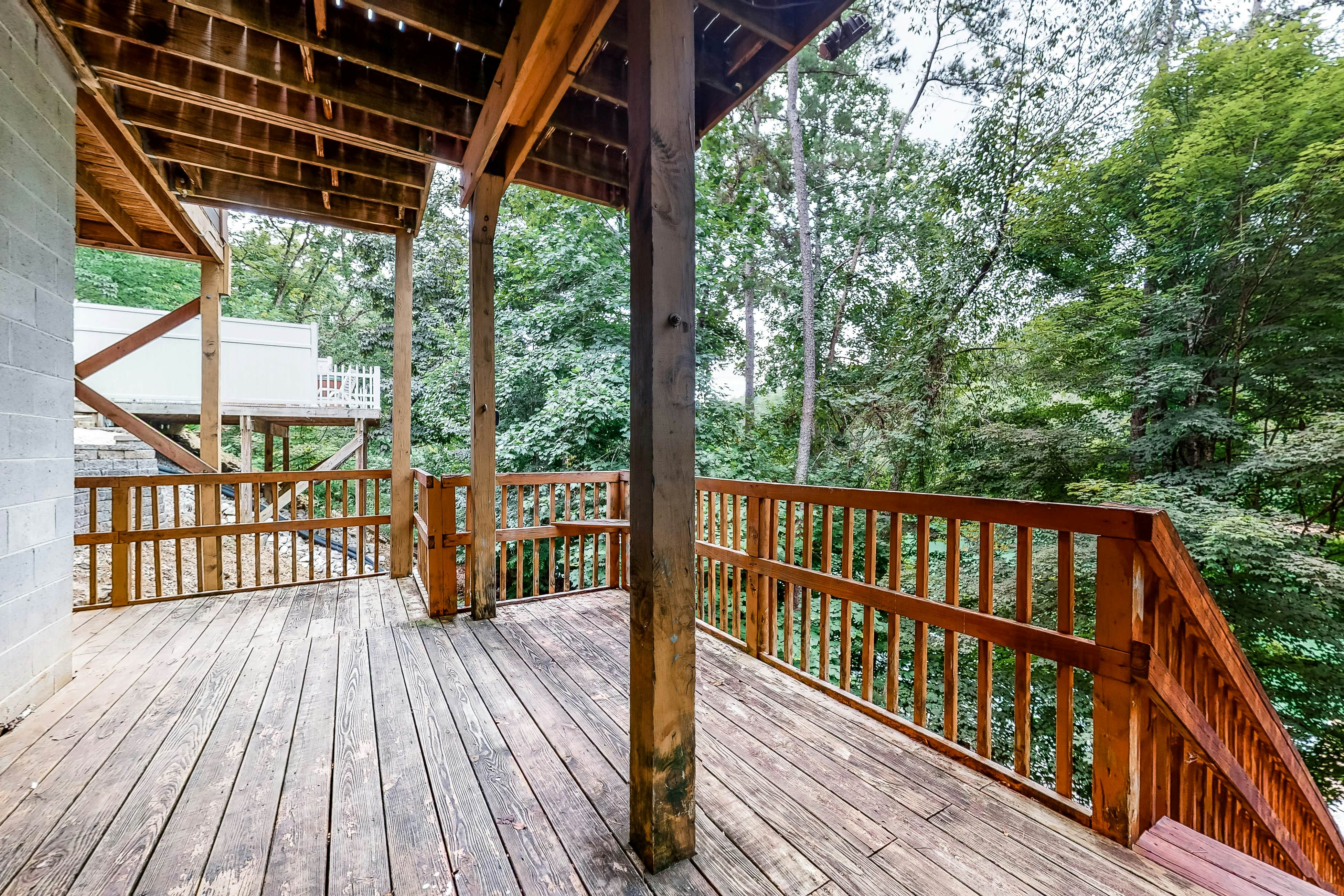 Dog-Friendly Lakefront Cabin with Hot Tub & Dock