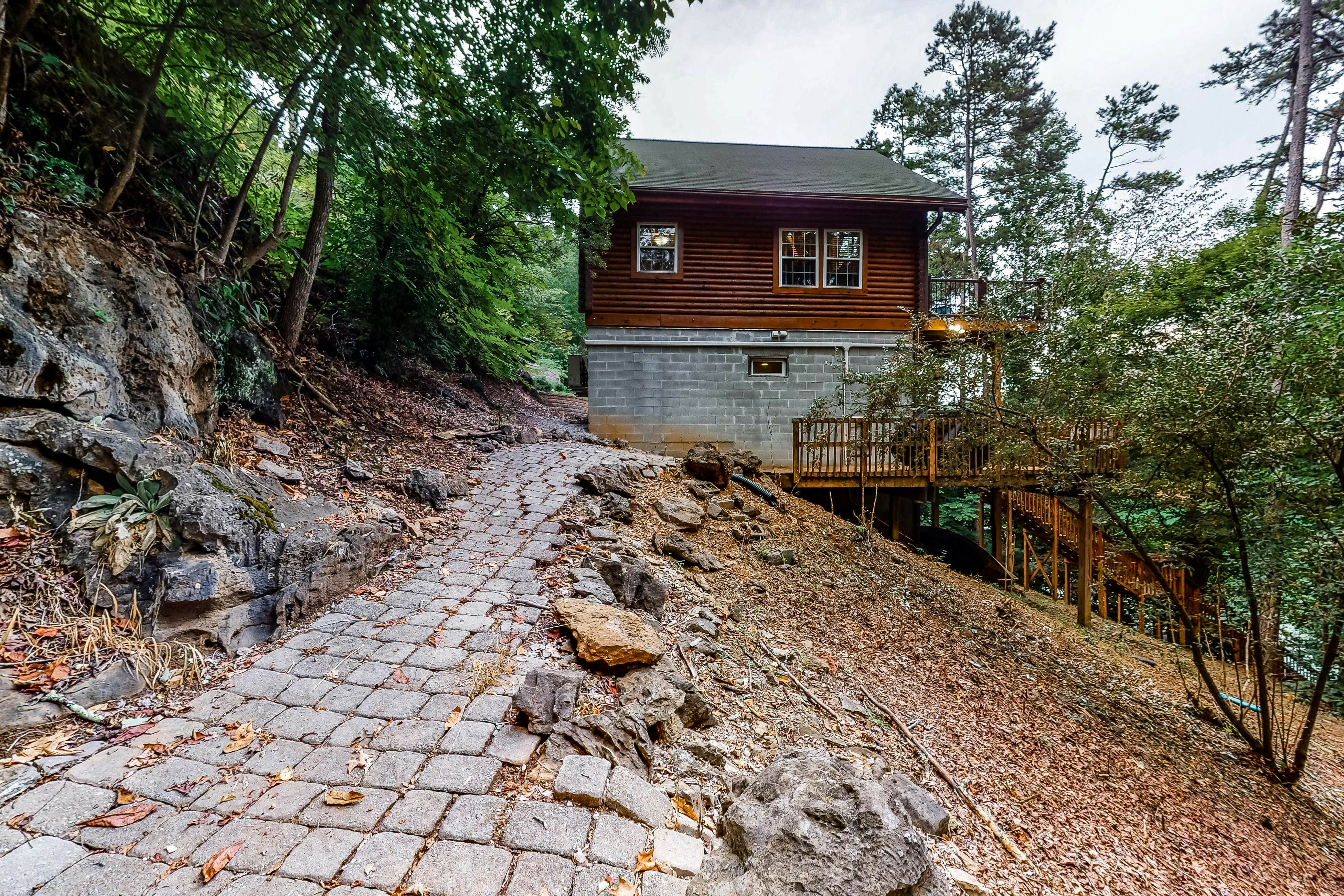 Dog-Friendly Lakefront Cabin with Hot Tub & Dock