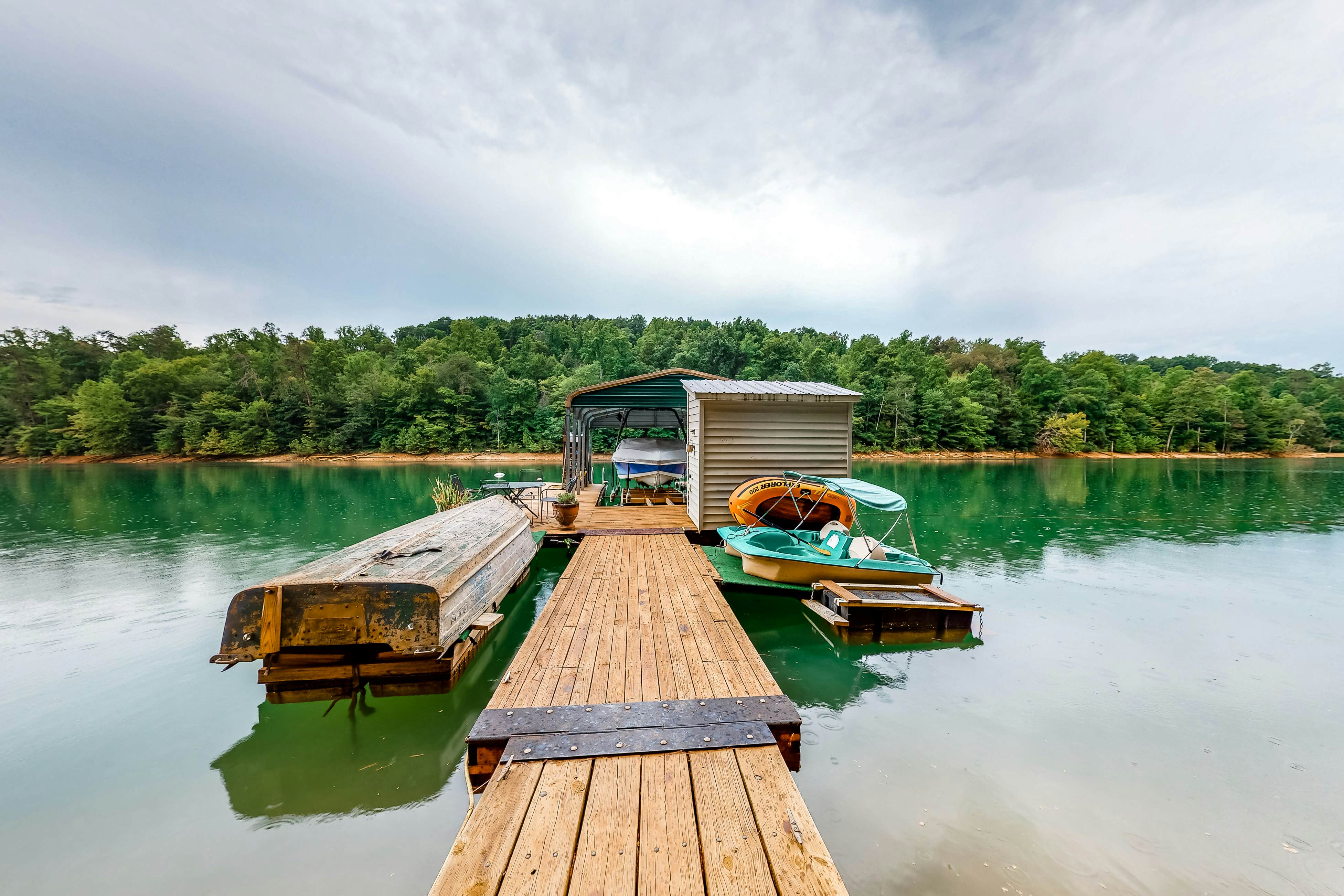 Dog-Friendly Lakefront Cabin with Hot Tub & Dock