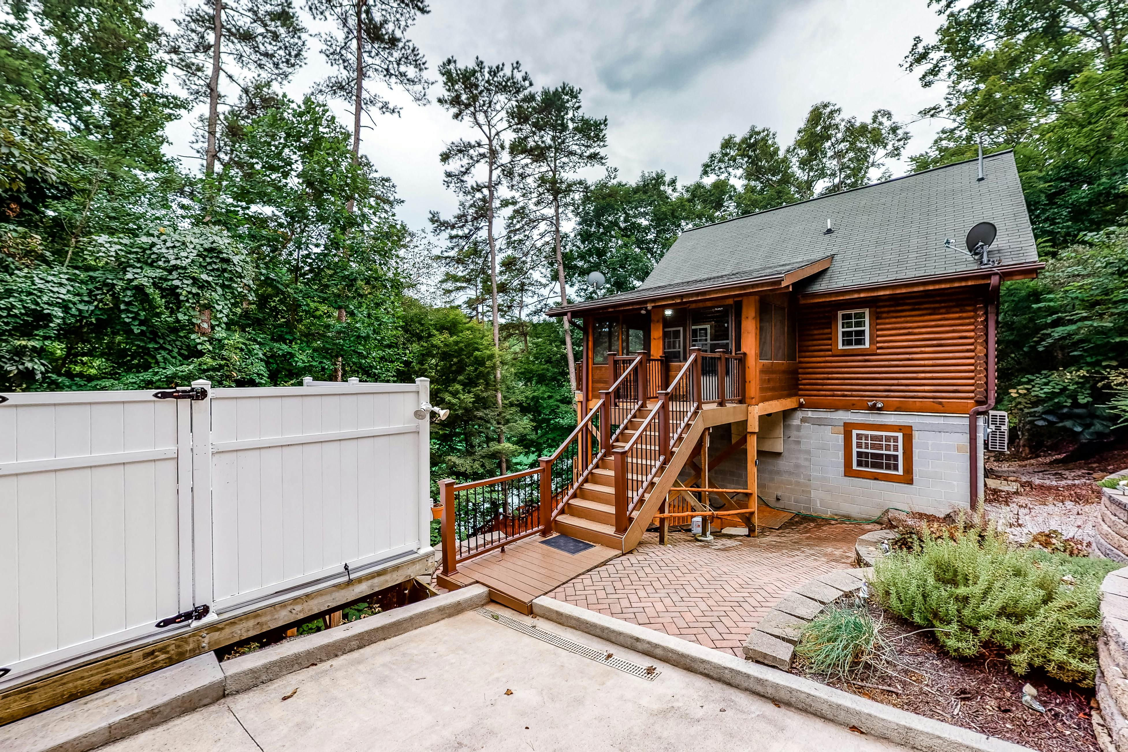 Dog-Friendly Lakefront Cabin with Hot Tub & Dock
