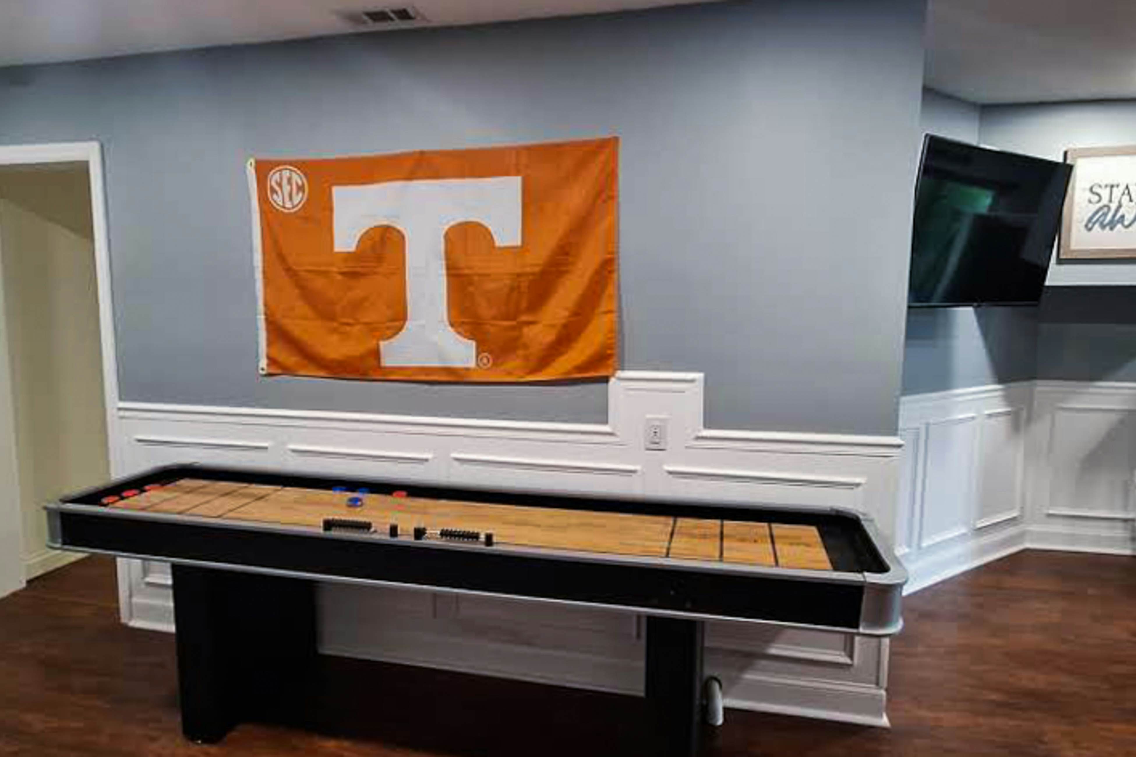 6BR Lakefront Retreat・Dock・Hot Tub・Boat Slips