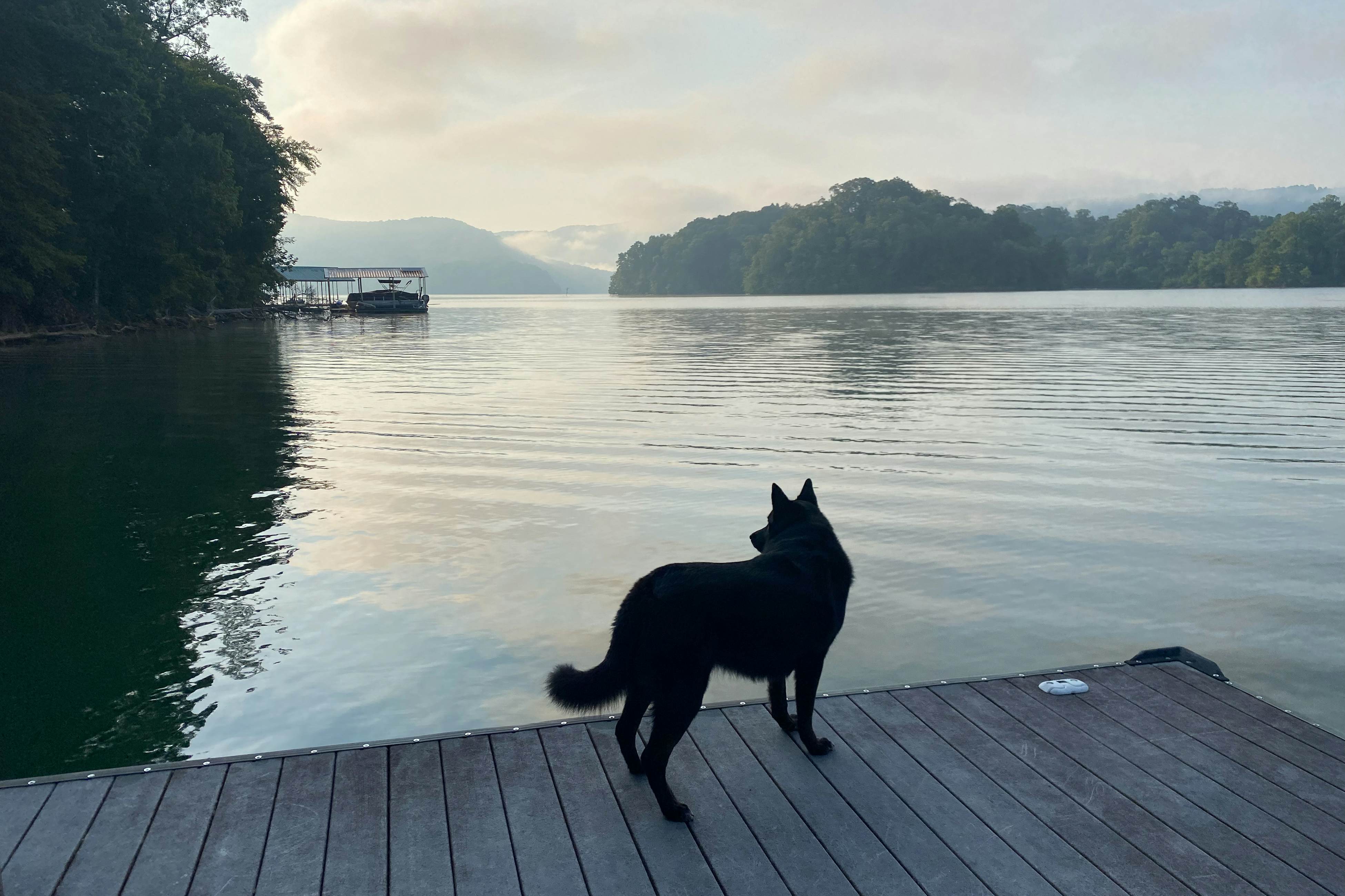 6BR Lakefront Retreat・Dock・Hot Tub・Boat Slips