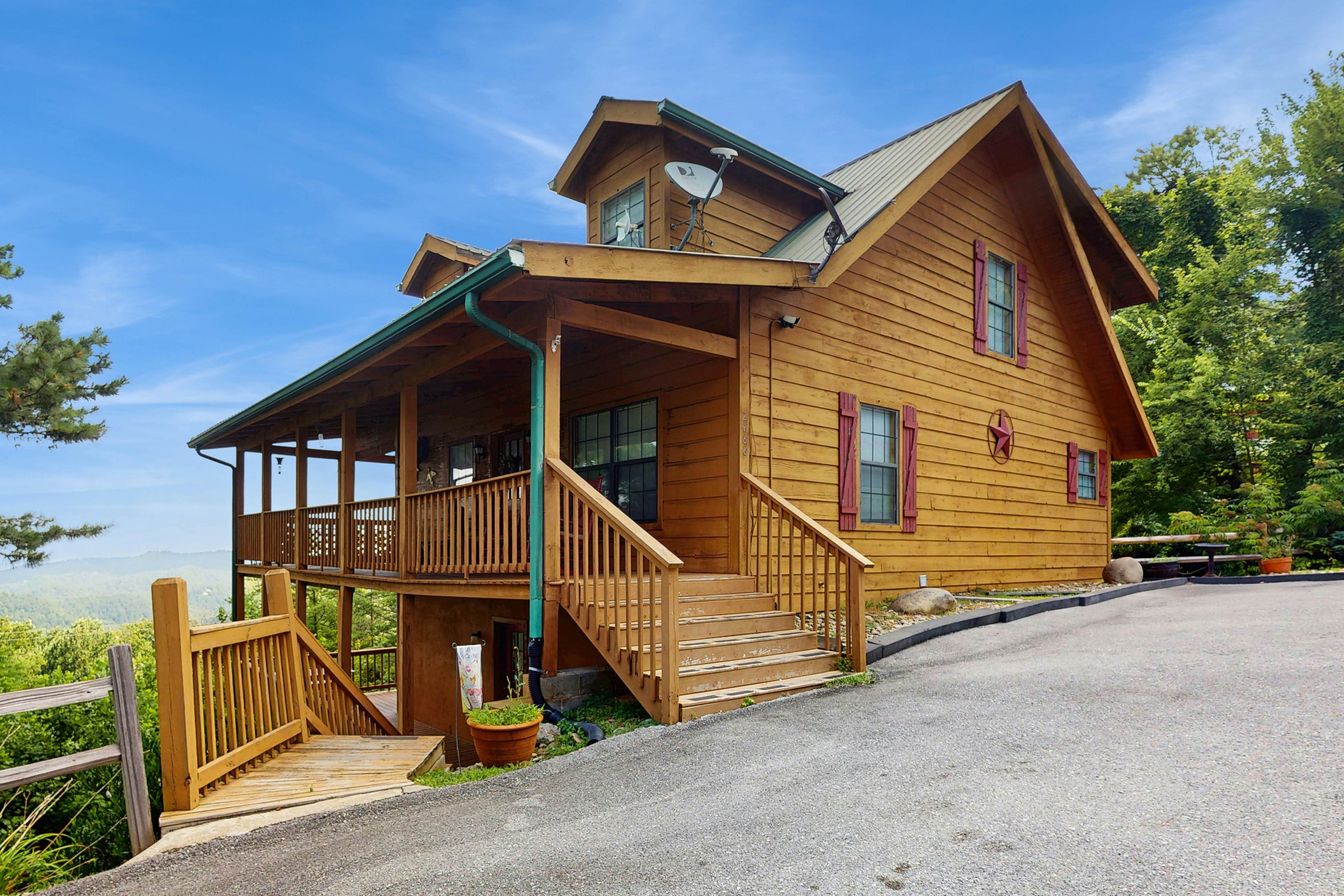 Cozy Home, Sleeps 11・Hot Tub・Games・Near Nat'l Park