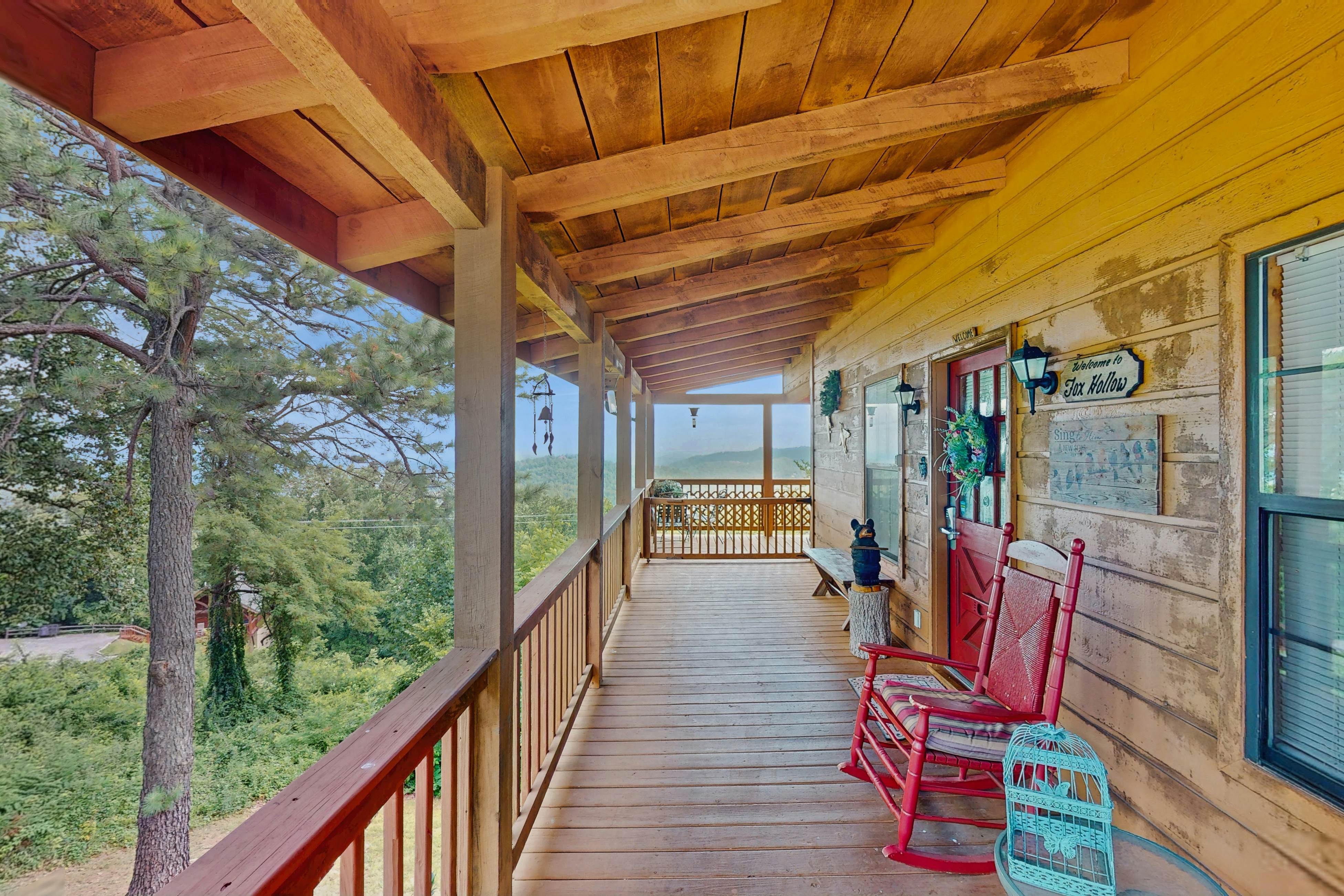 Cozy Home, Sleeps 11・Hot Tub・Games・Near Nat'l Park