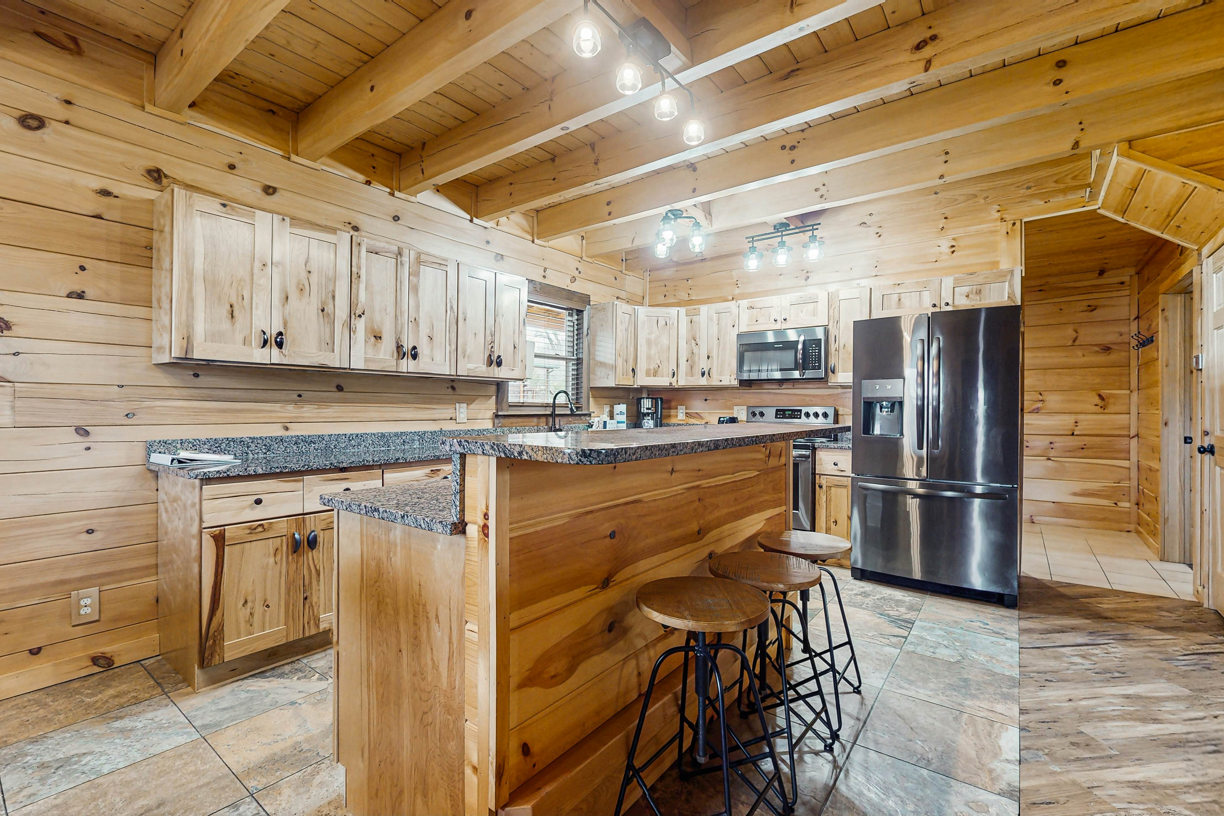 Cozy Cabin, Sleeps 7・Hot tub・Pool table・Foosball