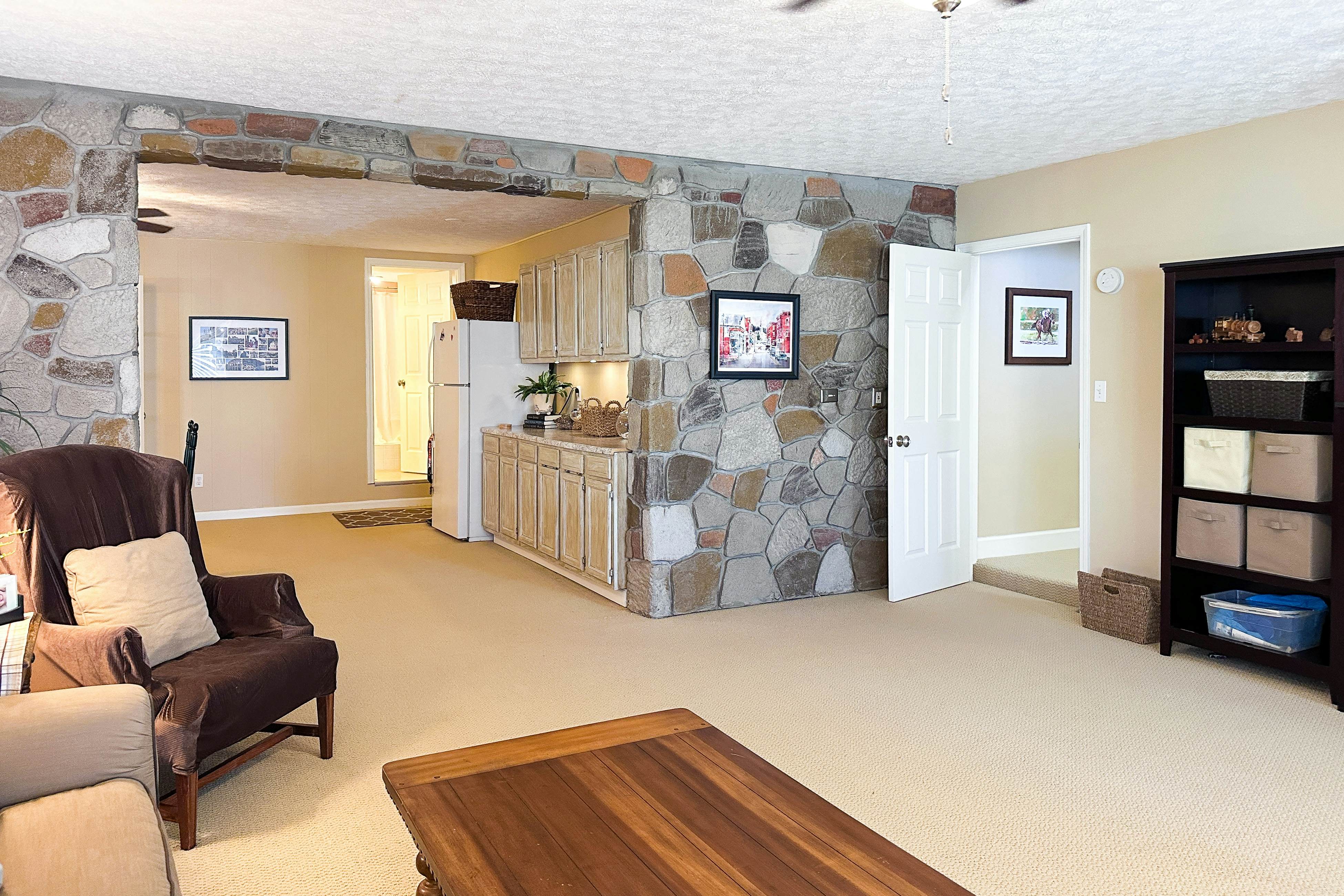 Waterfront living with private dock, private boat launch, kayaks & firepit