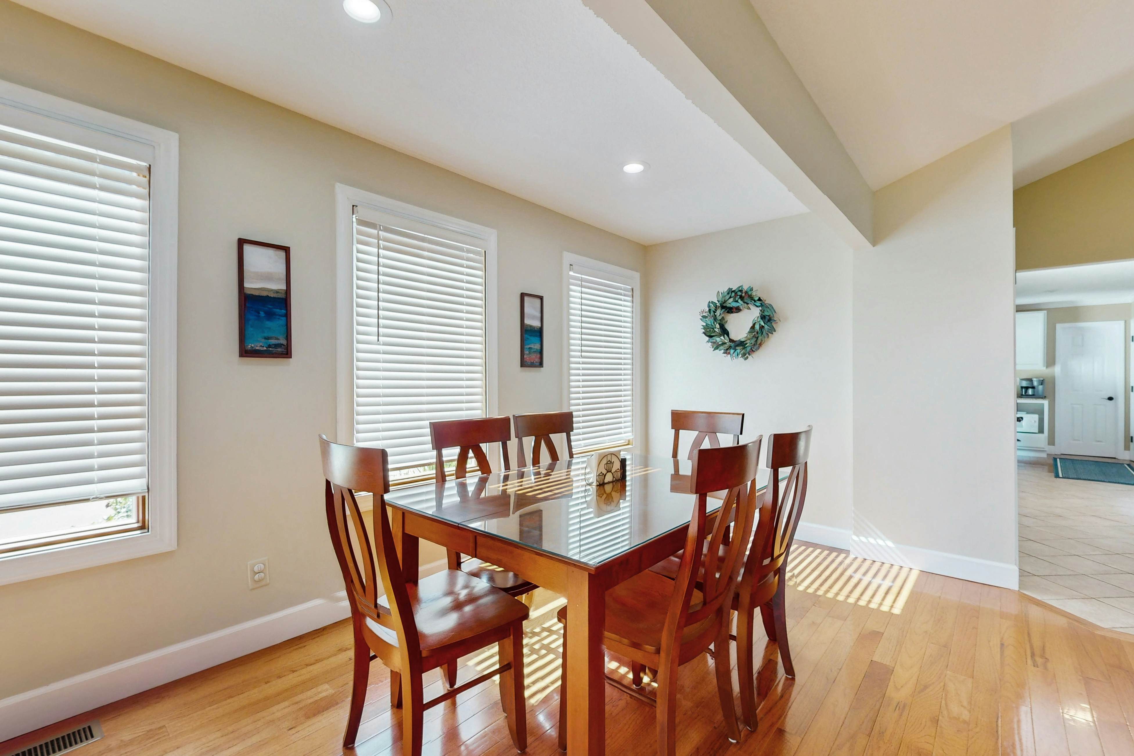 Lovely lakefront home with fire pit, fireplace, dock and gas grill