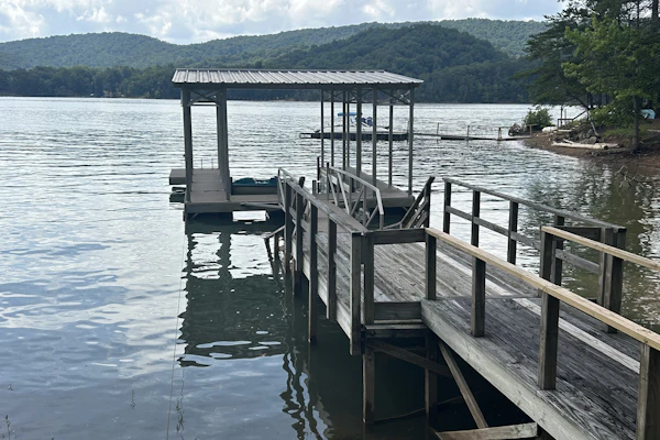 Lovely Norris Lakefront Home・Firepit・Dock・Grill