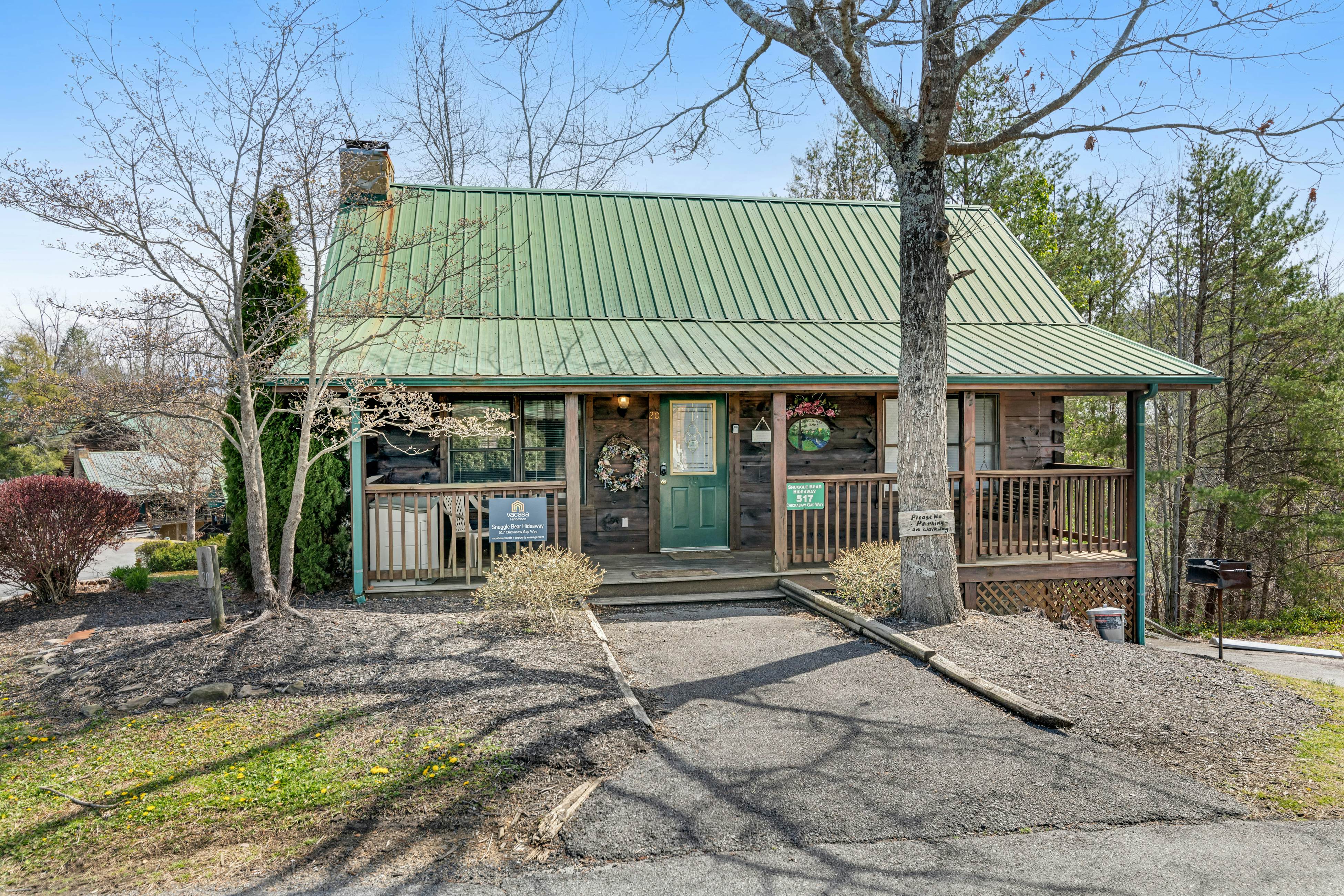 Quaint Cabin w/ Free Attraction Tickets, Hot Tub & Access to Seasonal  Pool