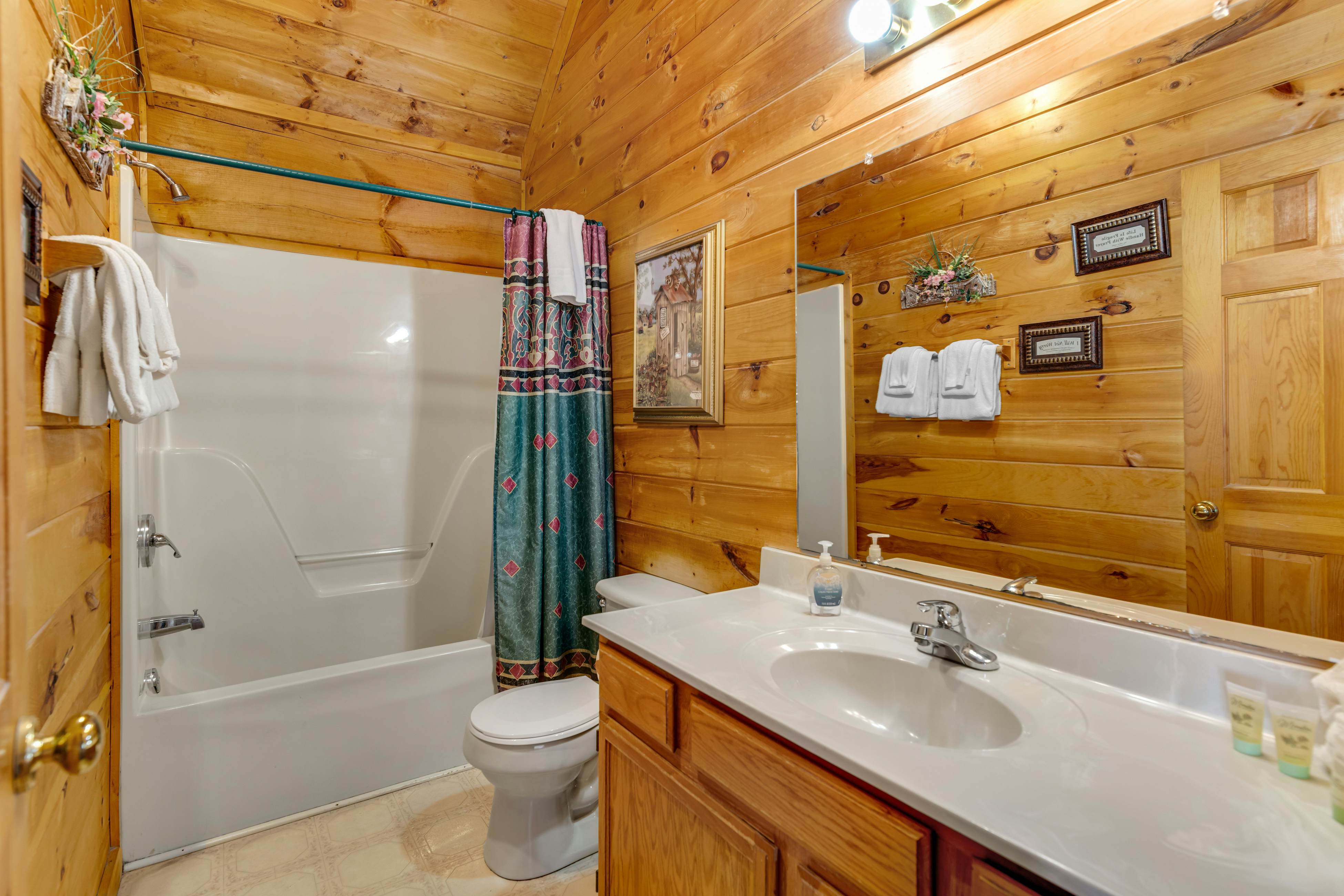 Quaint Cabin w/ Free Attraction Tickets, Hot Tub & Access to Seasonal  Pool