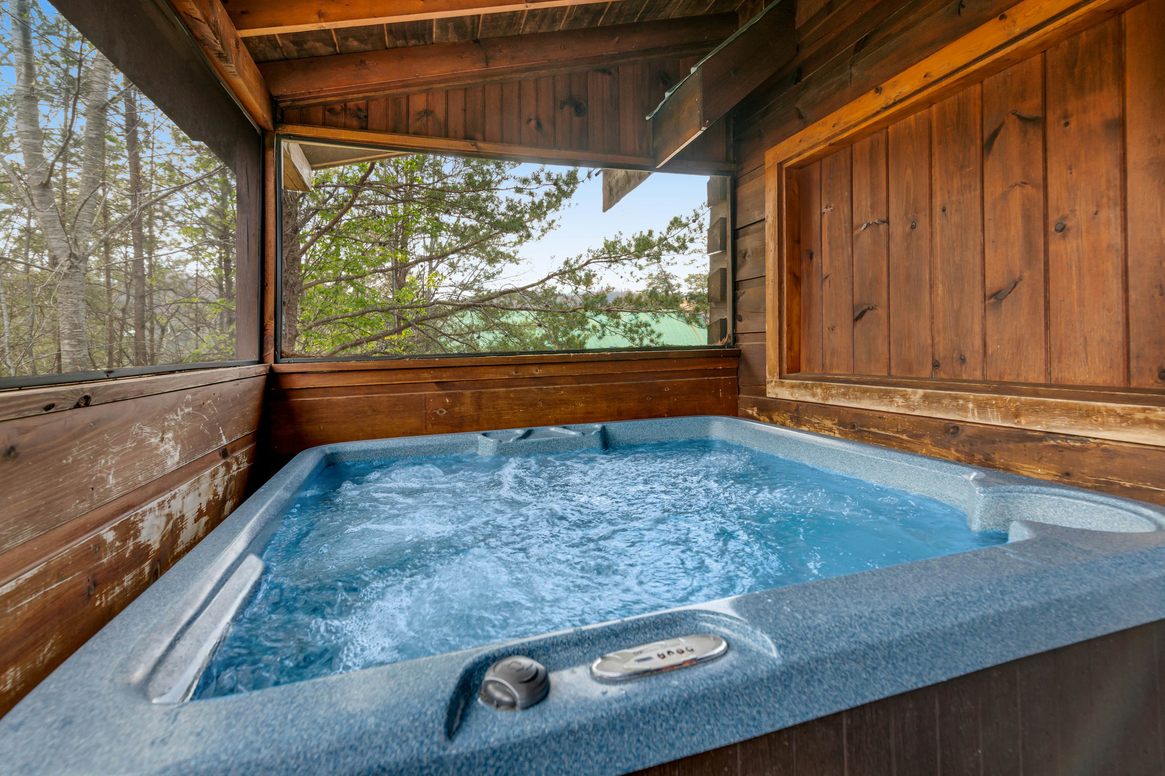 Quaint Cabin w/ Free Attraction Tickets, Hot Tub & Access to Seasonal  Pool