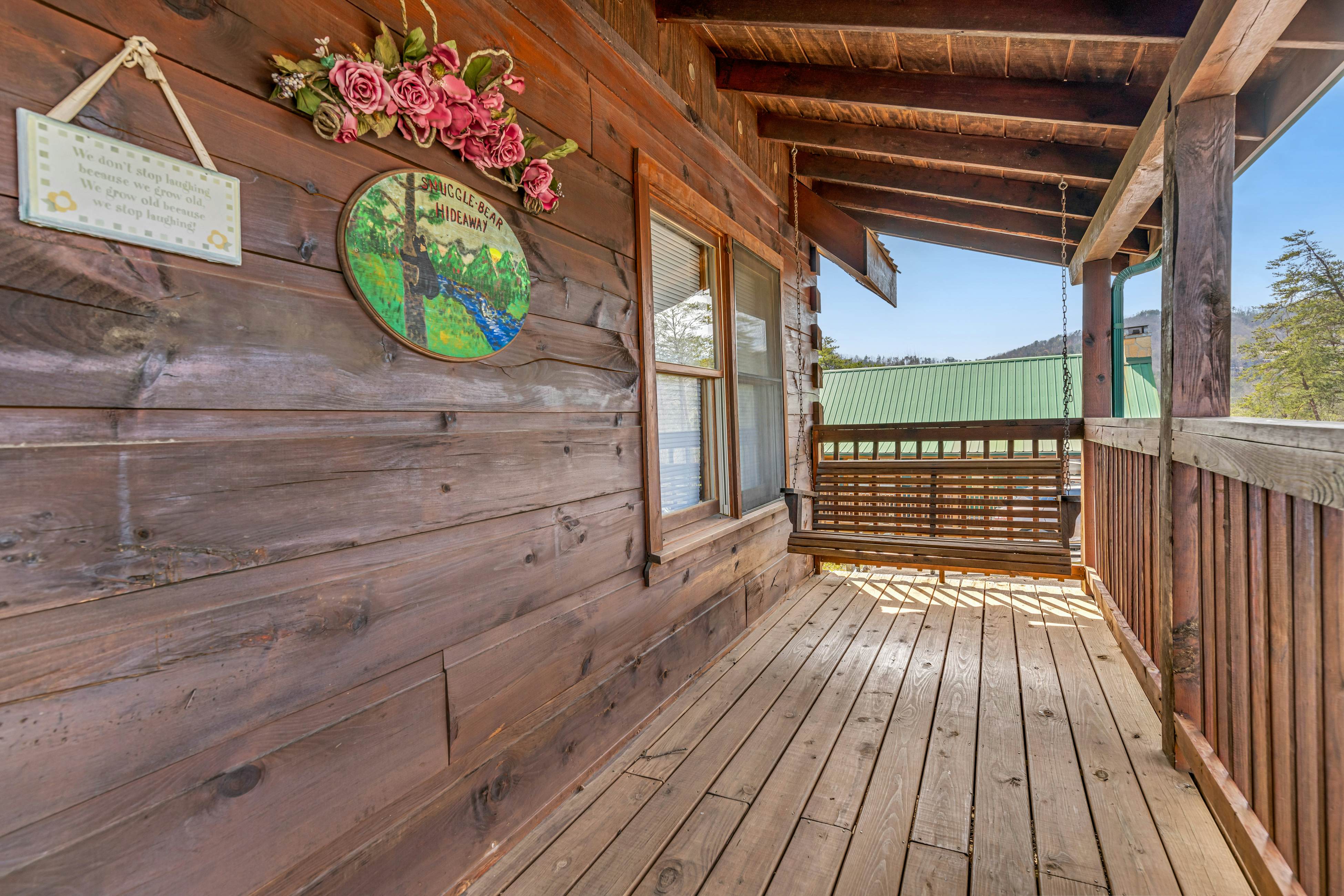 Quaint Cabin w/ Free Attraction Tickets, Hot Tub & Access to Seasonal  Pool