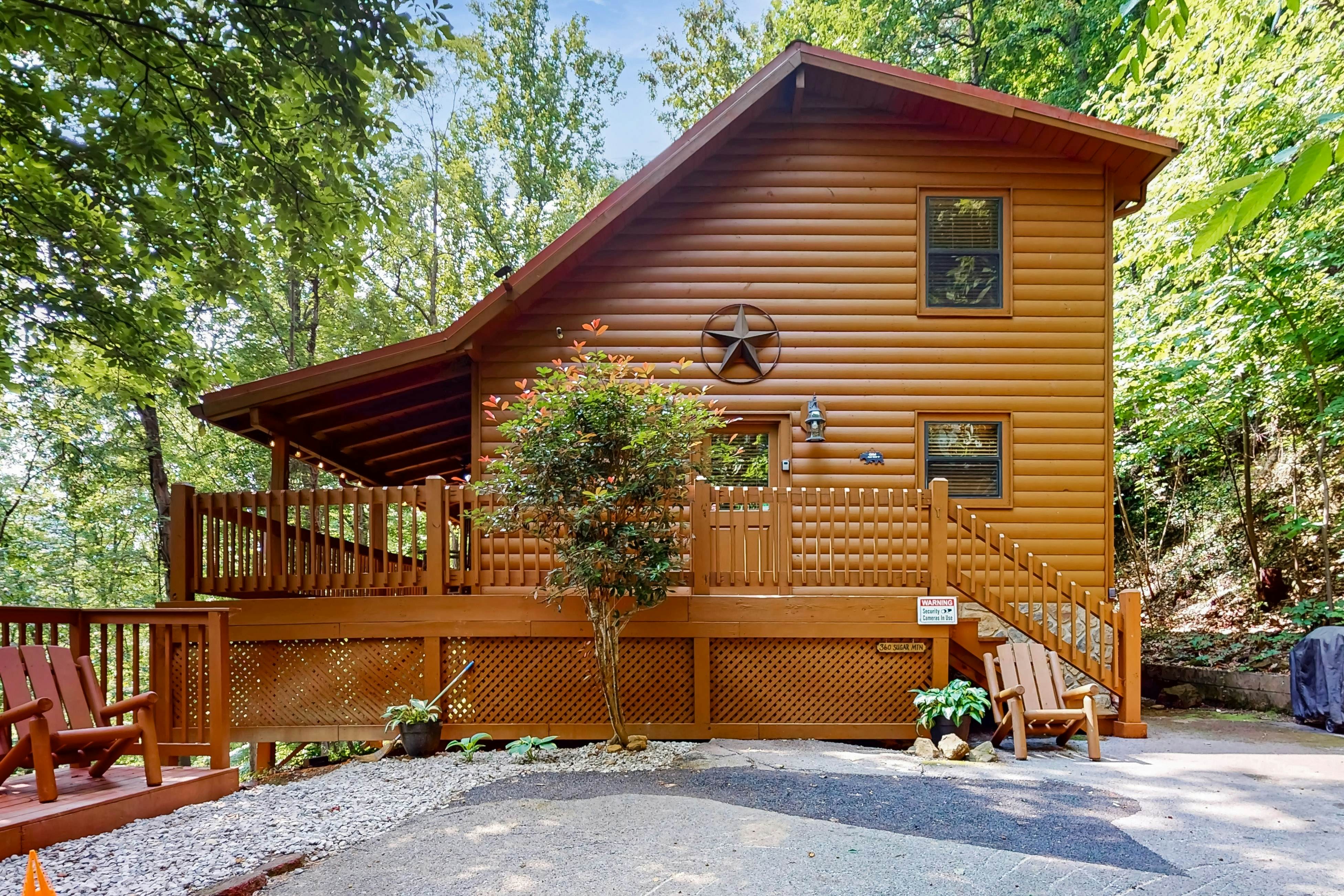 Woodland Cabin, Sleeps 11・Hot Tub・Deck・Pool Table