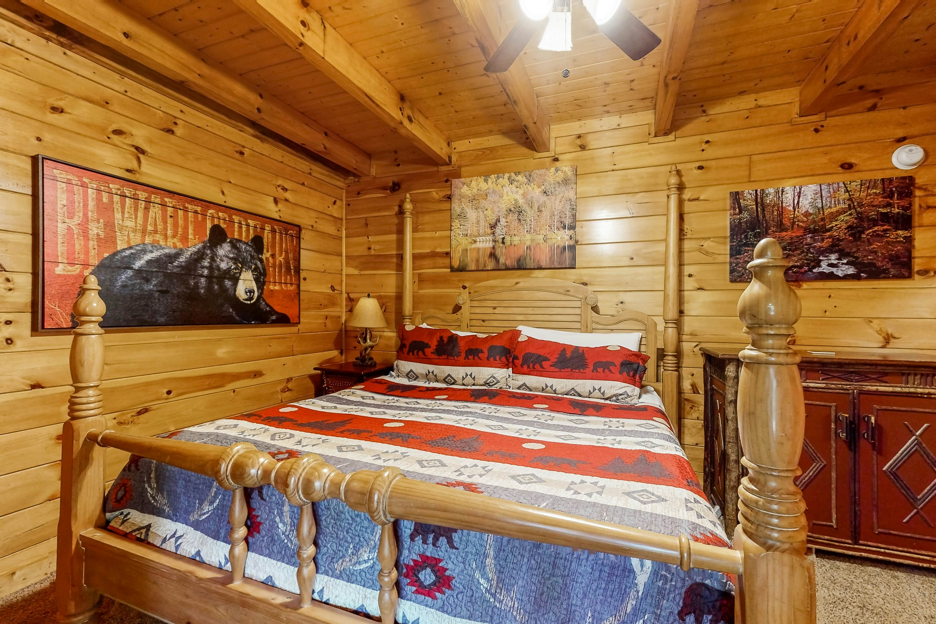 Woodland Cabin, Sleeps 11・Hot Tub・Deck・Pool Table