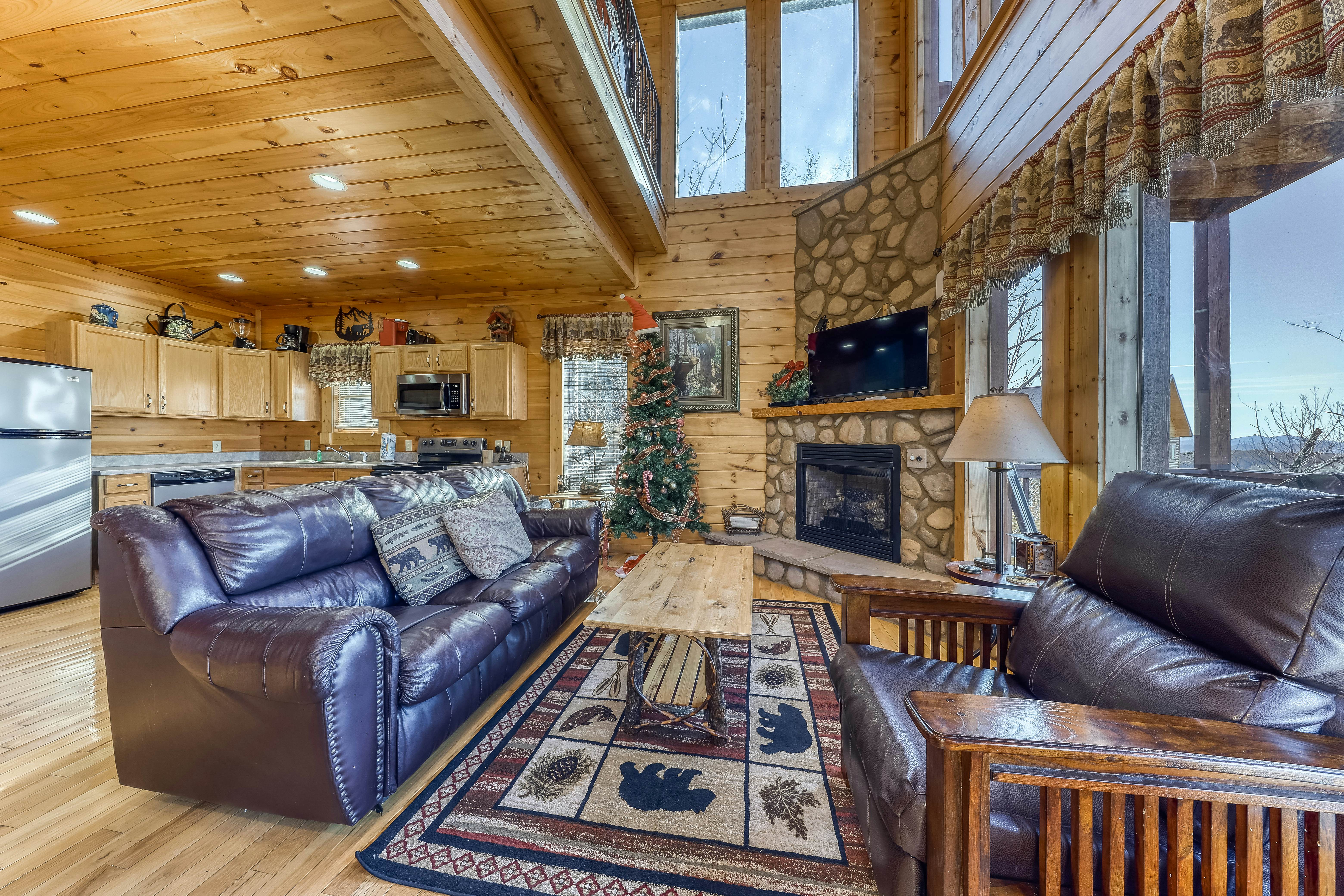 Cabin w/ Free Attraction Tickets, hot tub, theater, game room, & mountain views
