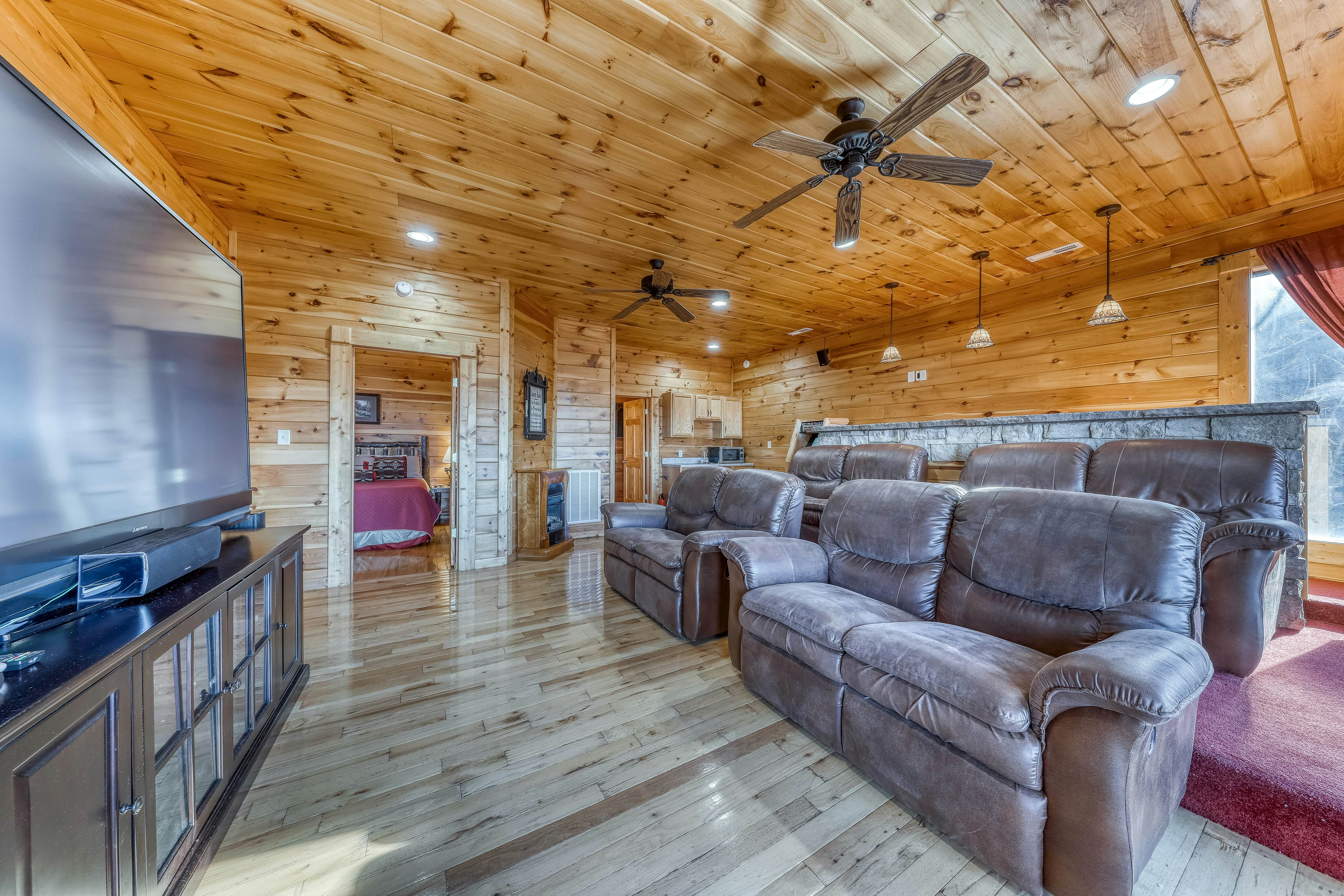 Cabin w/ Free Attraction Tickets, hot tub, theater, game room, & mountain views