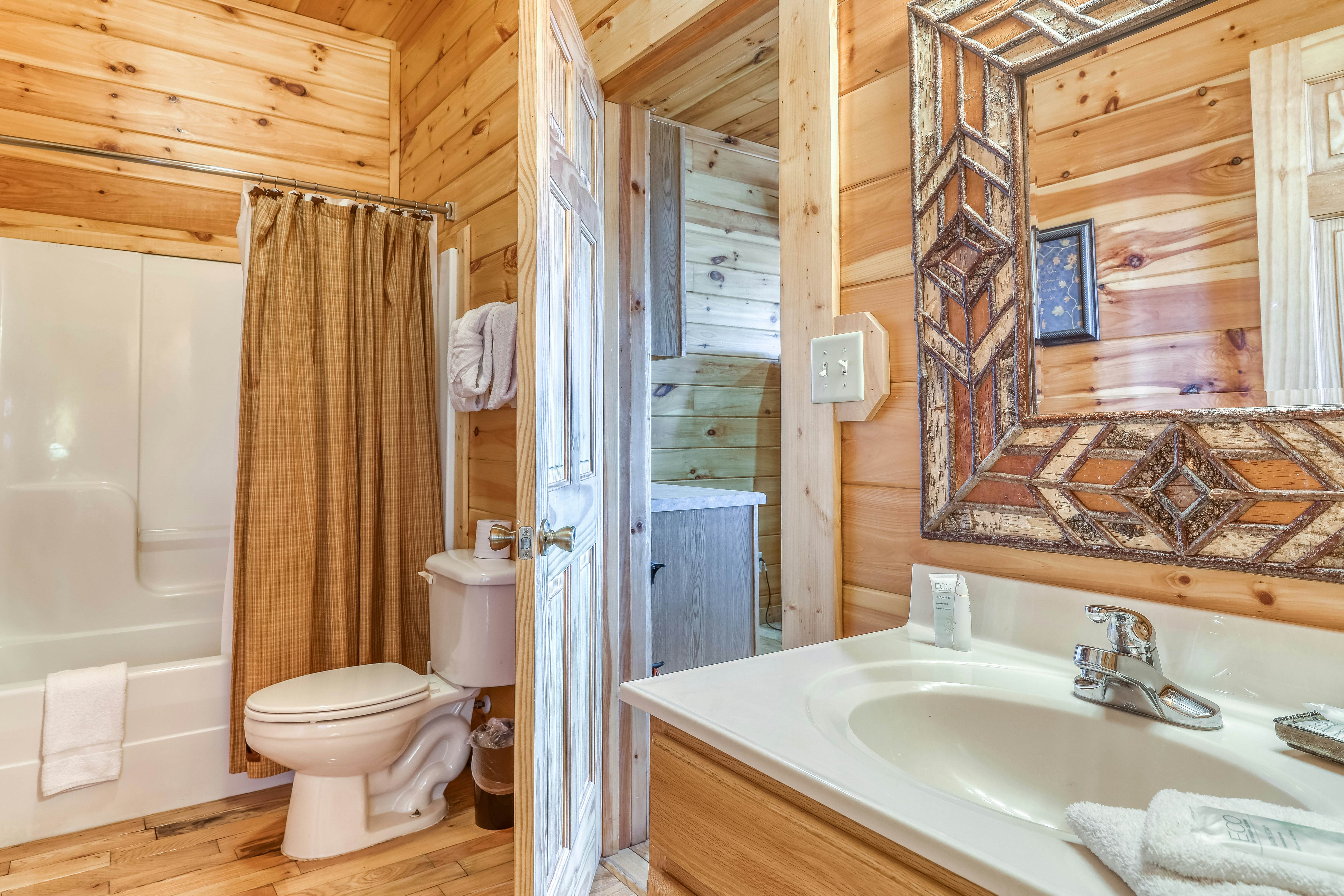 Cabin w/ Free Attraction Tickets, hot tub, theater, game room, & mountain views
