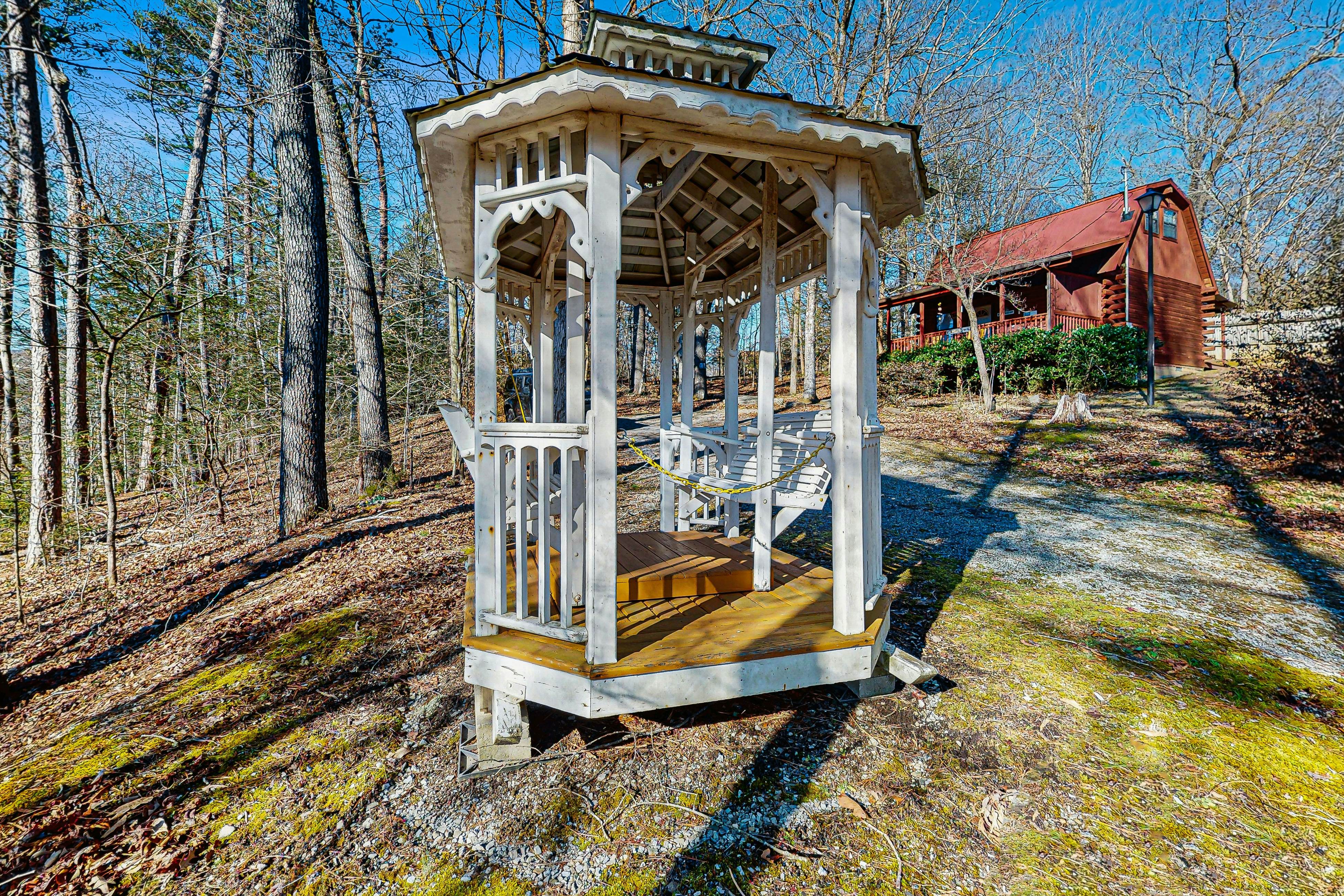 Cozy Cabin, Sleep 3・Hot Tub・Free Attraction Ticket