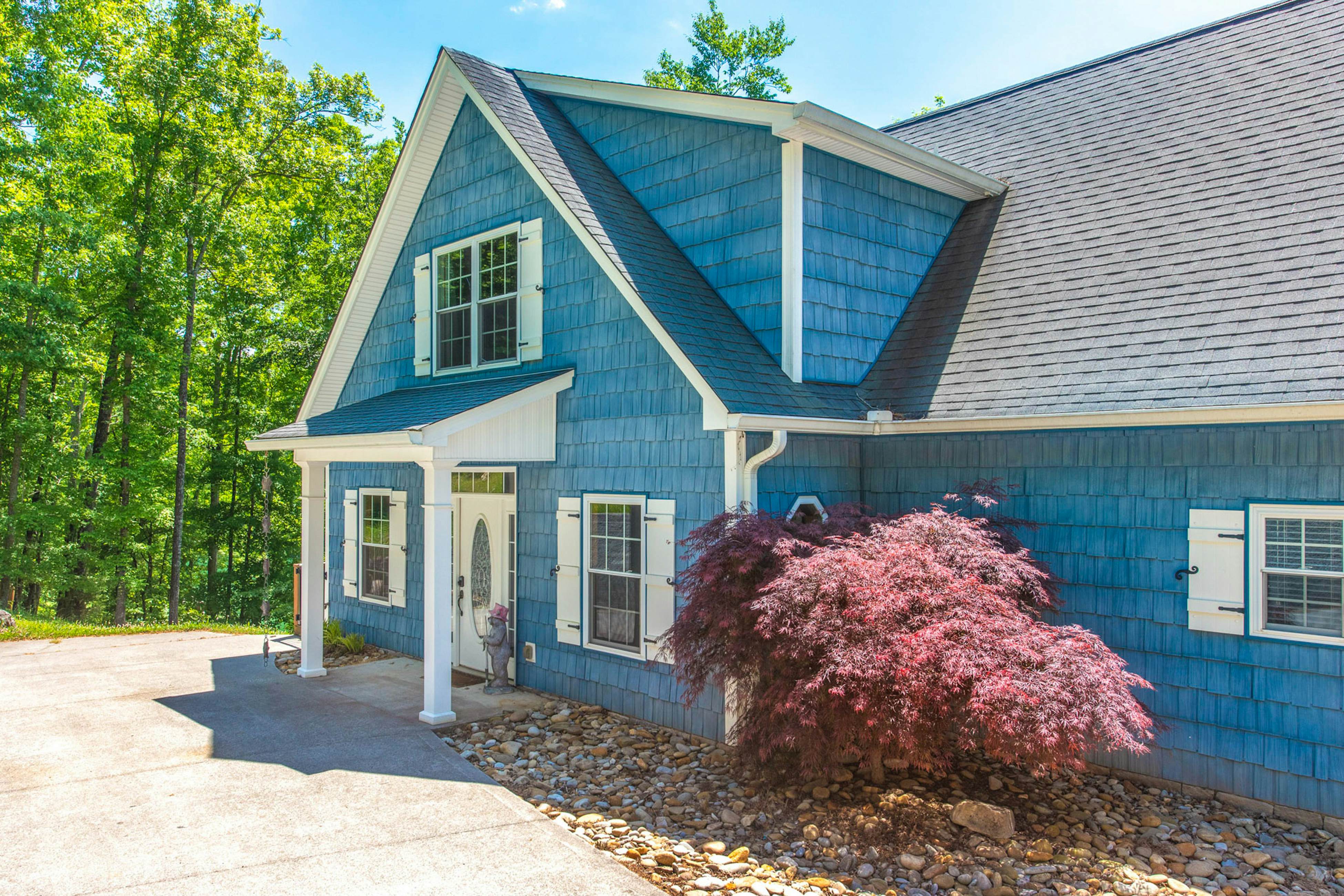 Waterfront Retreat, Sleeps 14・Theater・Games・Grill