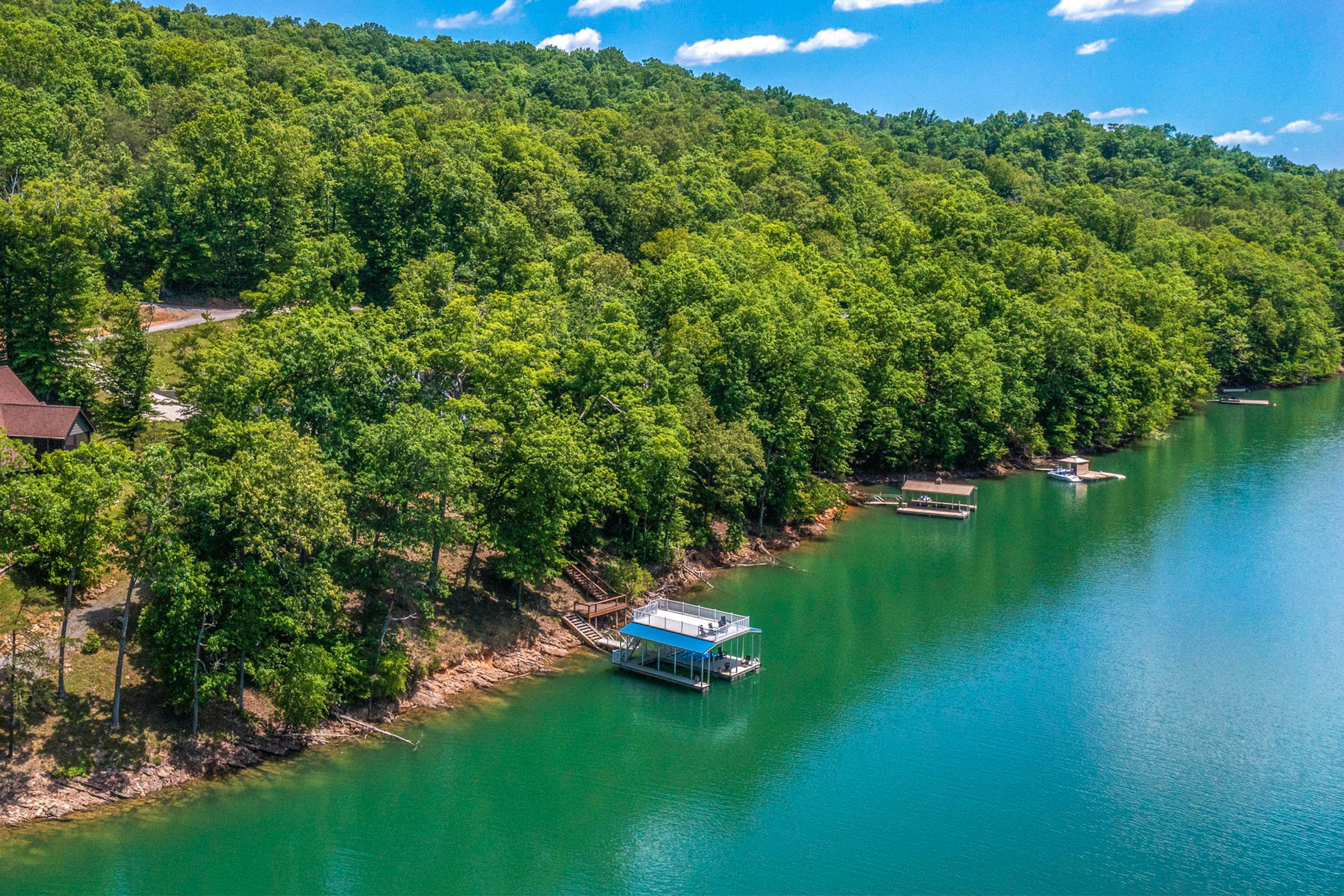 Waterfront Retreat, Sleeps 14・Theater・Games・Grill