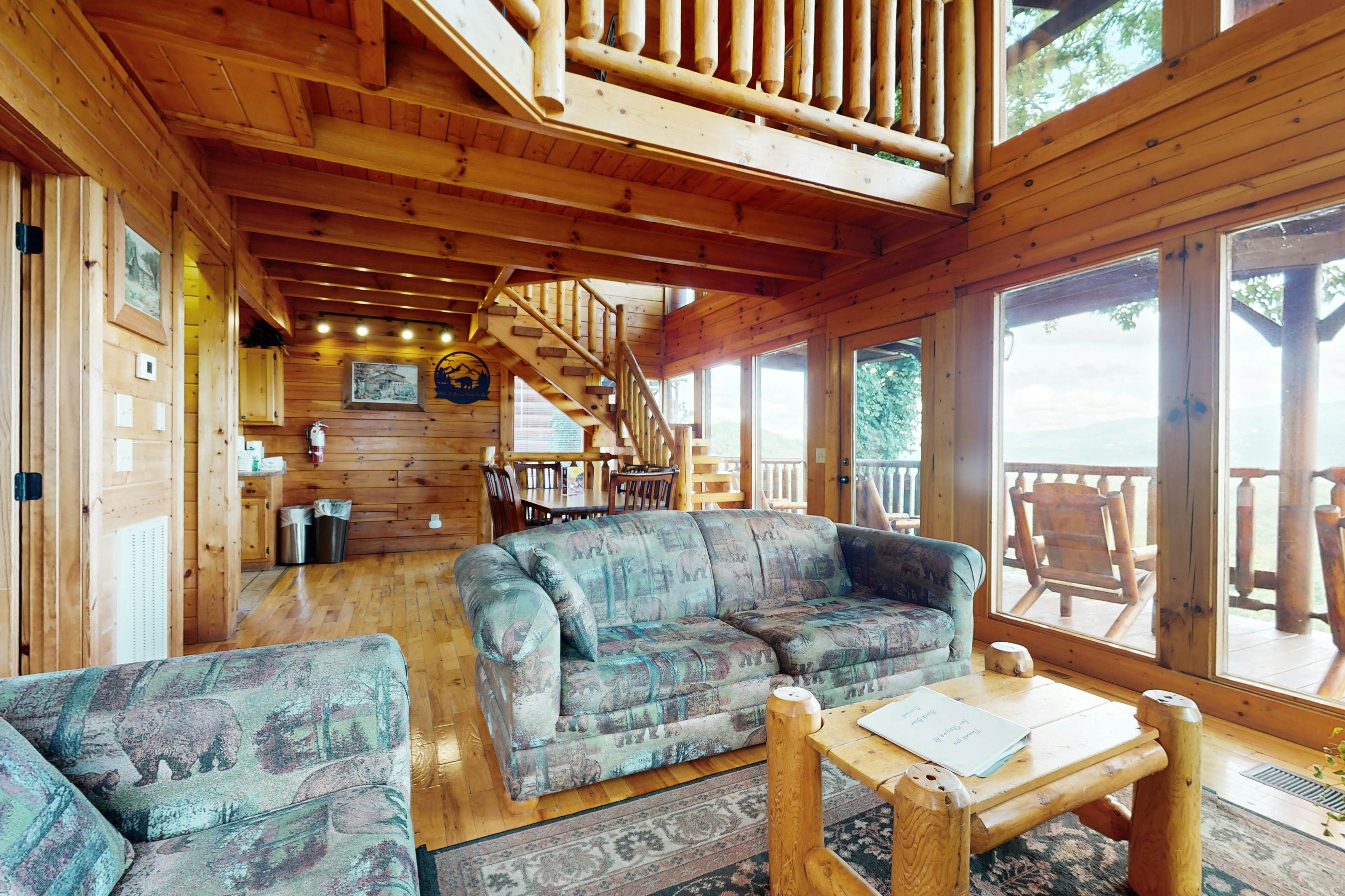 Resort cabin w/ Free Attraction Tickets,  Hot Tub & home theater