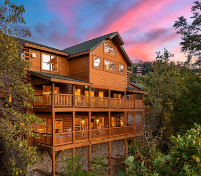 Large Group Cabin for 60, Two Hot Tubs , Theater and Game Room, Resort Pool