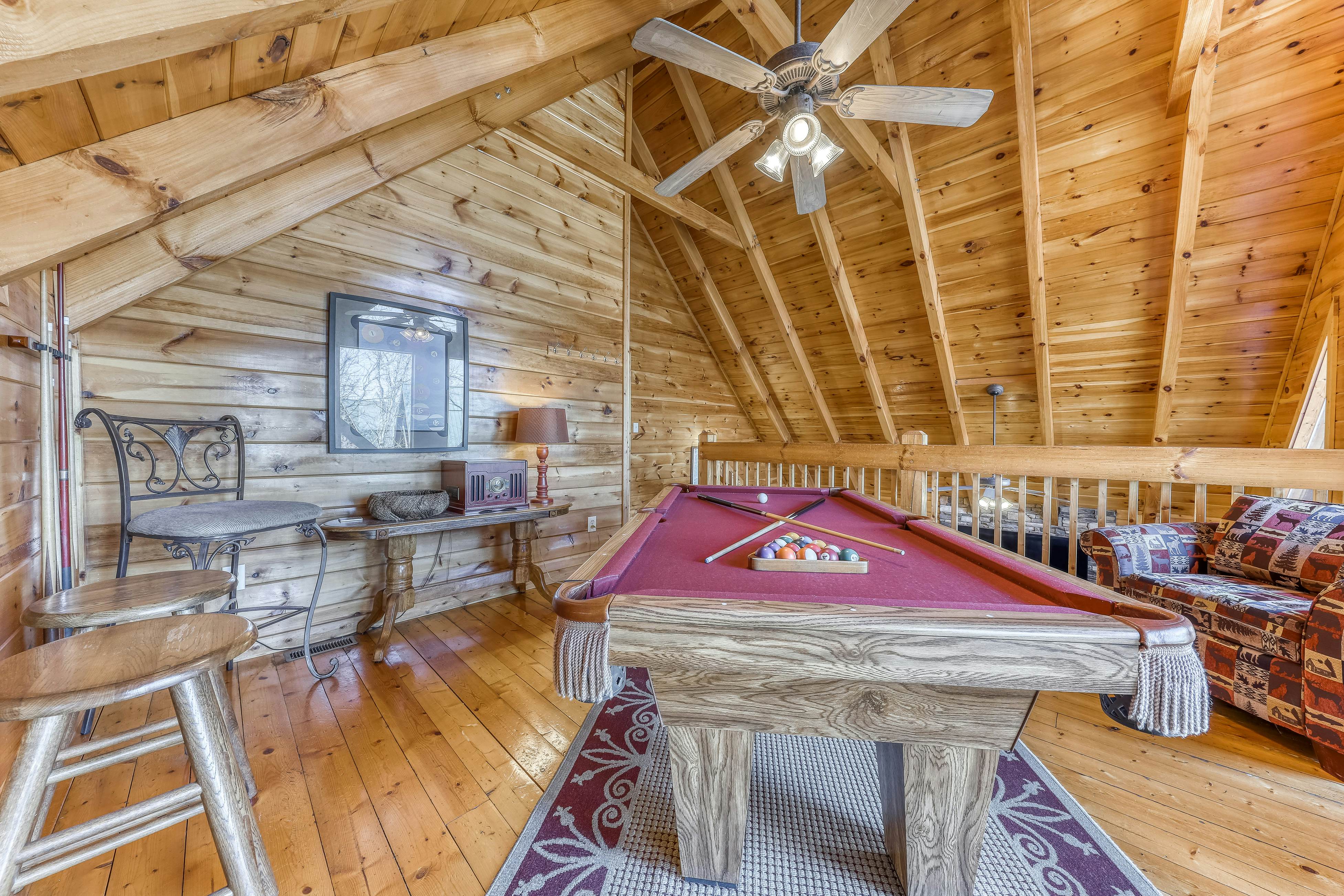 Rustic home w/ private hot tub, free WiFi, full kitchen, & shared pool access
