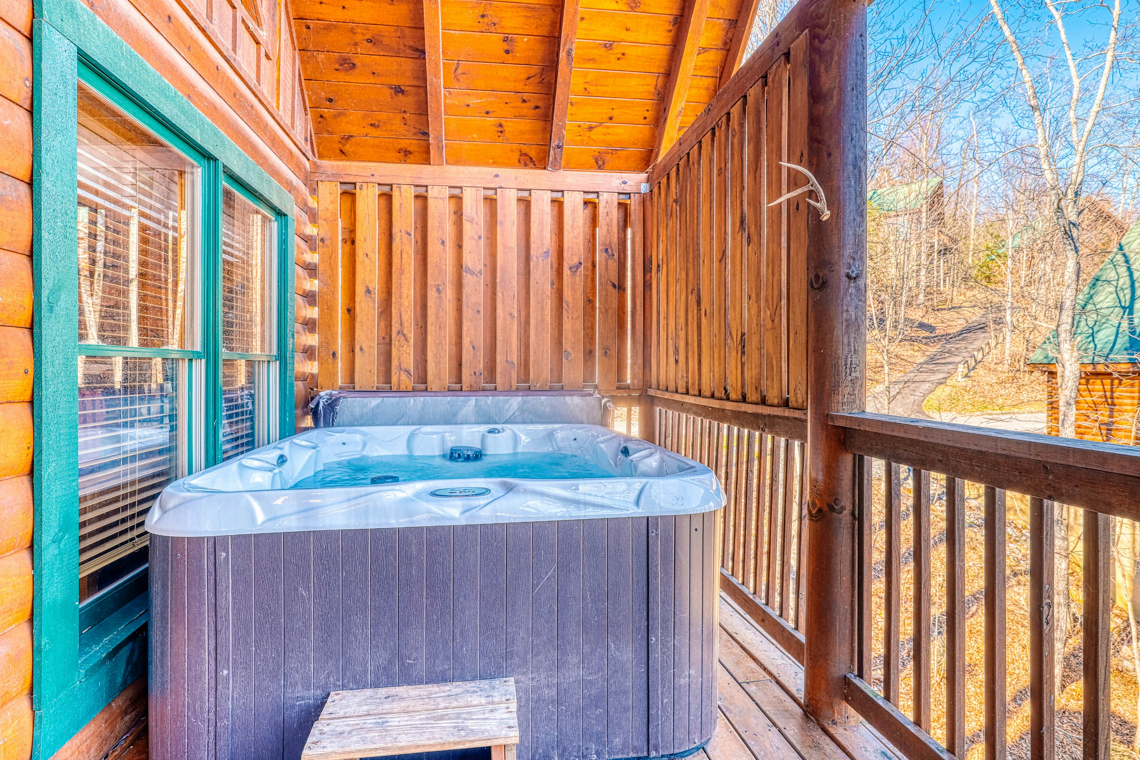 Rustic home w/ private hot tub, free WiFi, full kitchen, & shared pool access