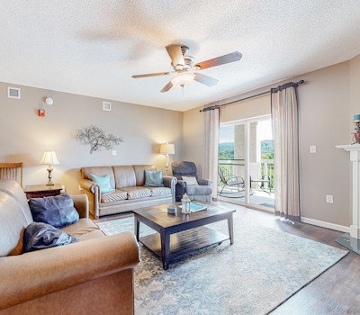 Mtn View Condo, Sleeps 8・Pool W Lazy River・Hot Tub