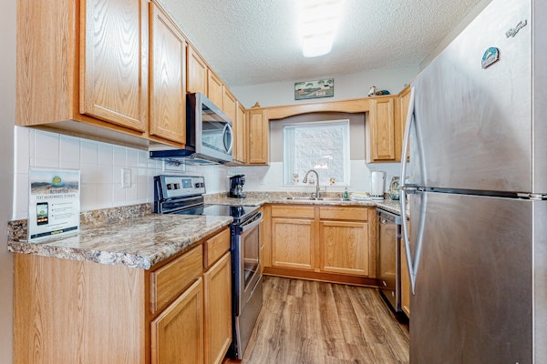 Mtn View Condo, Sleeps 8・Pool W Lazy River・Hot Tub