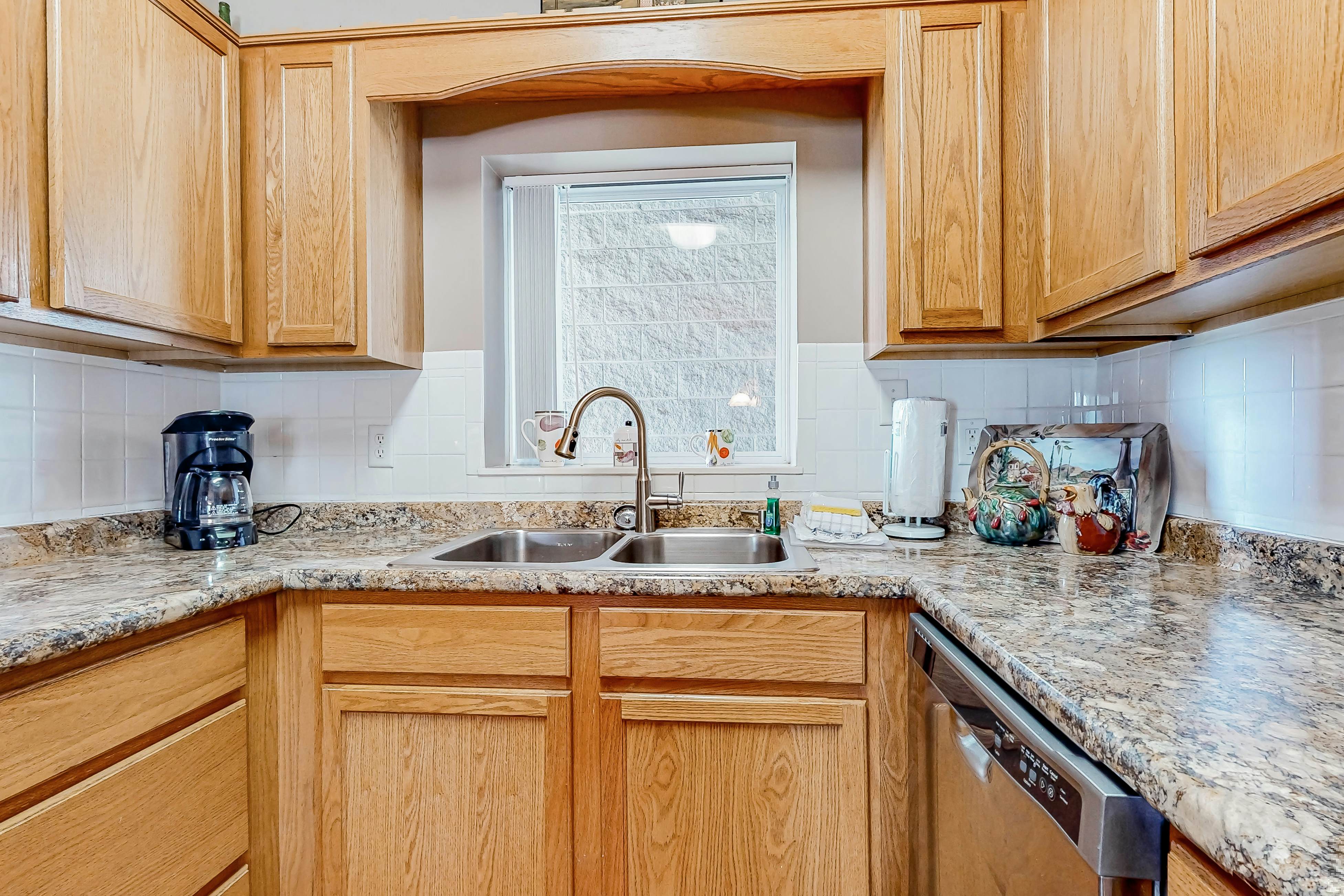 Mtn View Condo, Sleeps 8・Pool W Lazy River・Hot Tub