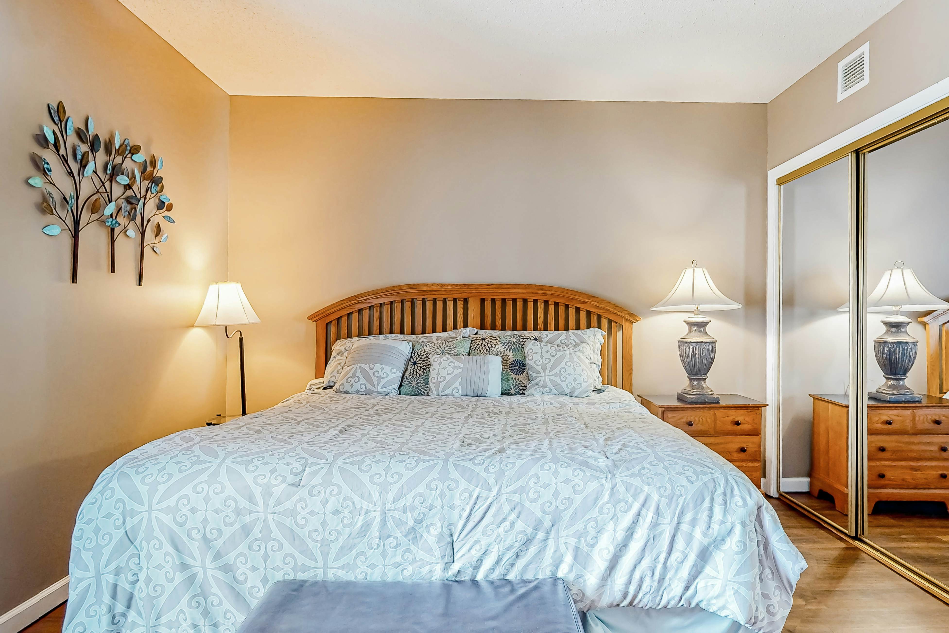 Mtn View Condo, Sleeps 8・Pool W Lazy River・Hot Tub