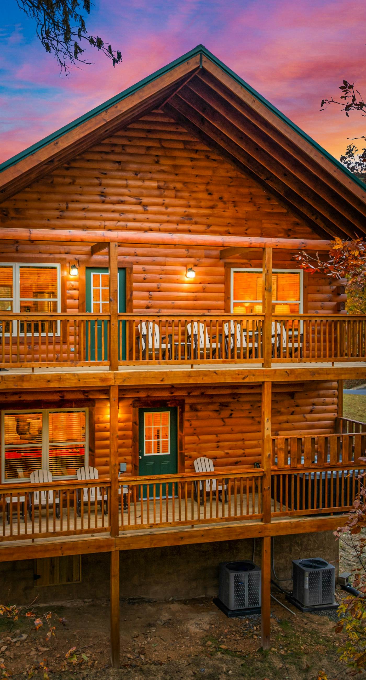 Brand New Luxe Cabin, Sleeps 6・Hot tub・Pool Table
