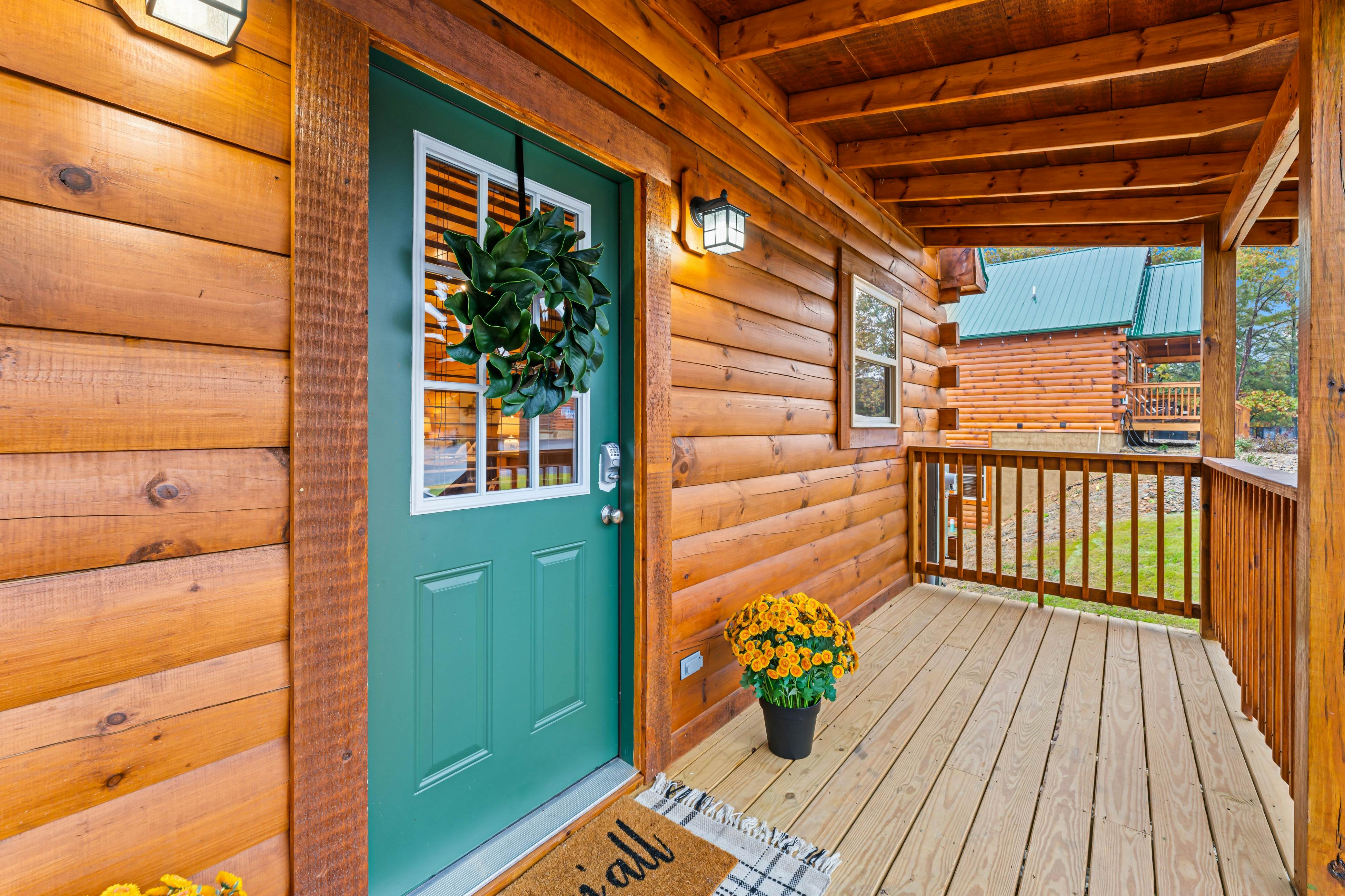 Brand New Luxe Cabin, Sleeps 6・Hot tub・Pool Table